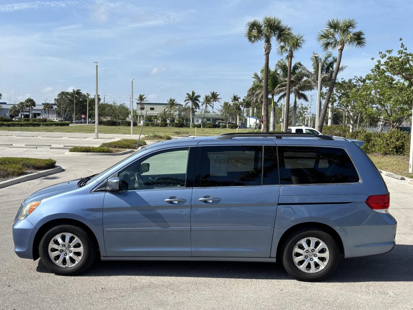 2009 BLUE /TAN Honda Odyssey EX-L (5FNRL38619B) with an 3.5L V6 SOHC 24V engine, 5-Speed Automatic transmission, located at 11170 Summerlin Square Dr., Fort Myers Beach, FL, 33931, (239) 999-7777, 26.493546, -81.941628 - Photo#7