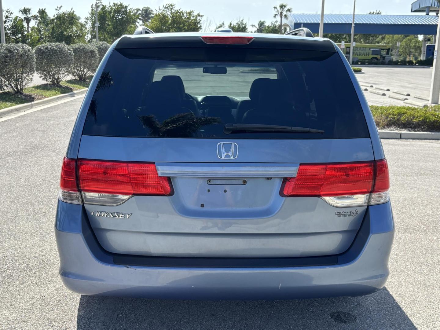 2009 BLUE /TAN Honda Odyssey EX-L (5FNRL38619B) with an 3.5L V6 SOHC 24V engine, 5-Speed Automatic transmission, located at 11170 Summerlin Square Dr., Fort Myers Beach, FL, 33931, (239) 999-7777, 26.493546, -81.941628 - Photo#5