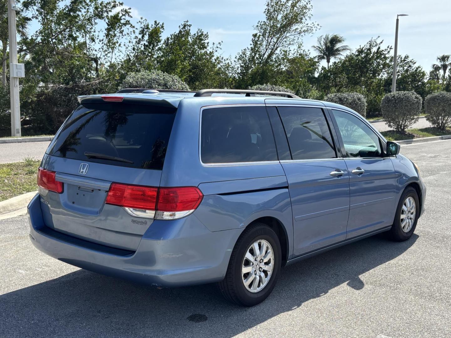 2009 BLUE /TAN Honda Odyssey EX-L (5FNRL38619B) with an 3.5L V6 SOHC 24V engine, 5-Speed Automatic transmission, located at 11170 Summerlin Square Dr., Fort Myers Beach, FL, 33931, (239) 999-7777, 26.493546, -81.941628 - Photo#6
