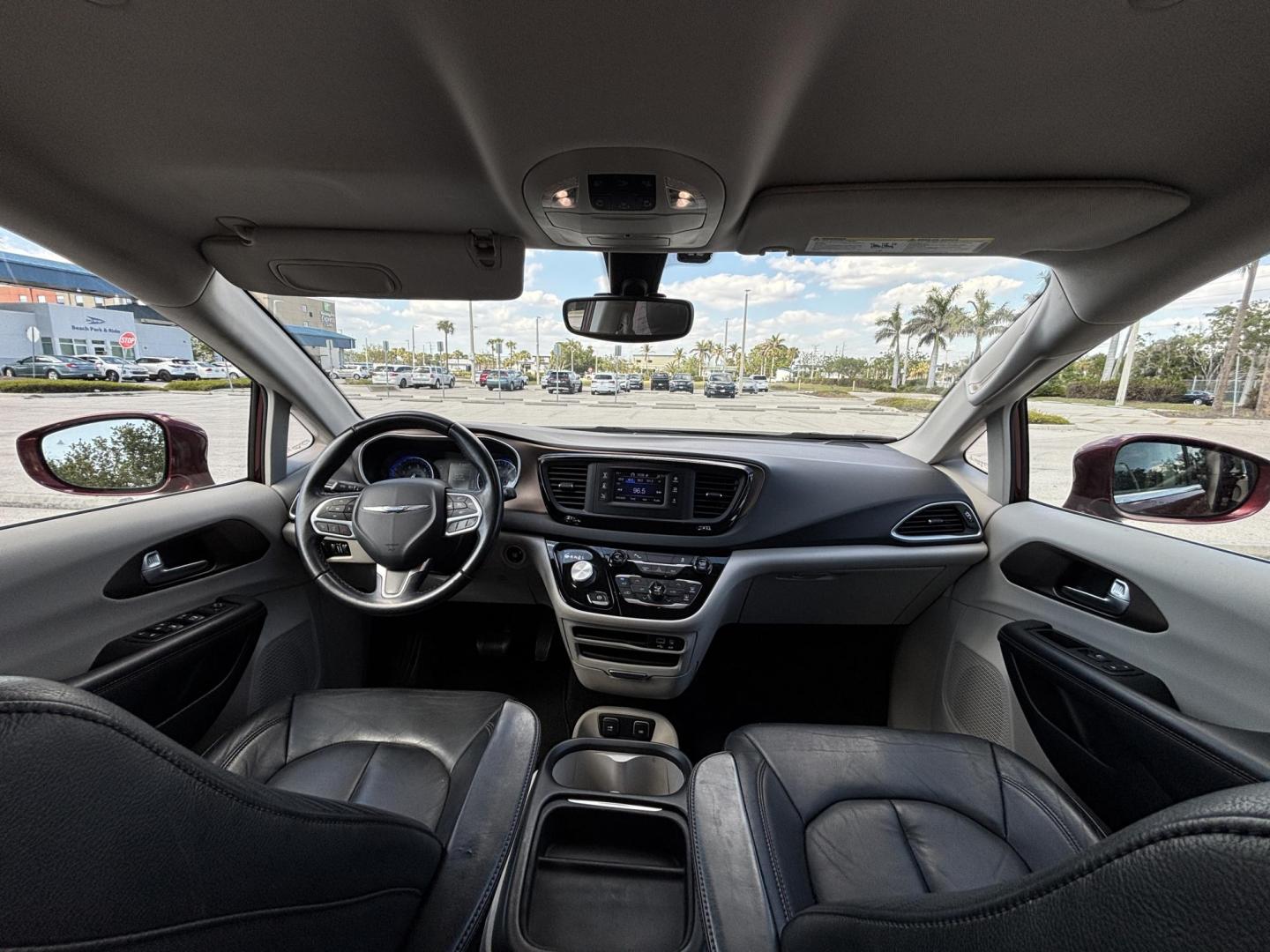 2017 BURGUN /Black Leather CHRYSLER PACIFICA TOURING L (2C4RC1BG7HR) with an 3.6L engine, Automatic transmission, located at 11170 Summerlin Square Dr., Fort Myers Beach, FL, 33931, (239) 999-7777, 26.493546, -81.941628 - 2 Owner Carfax No Damage No Accidents 3rd Row - Photo#8