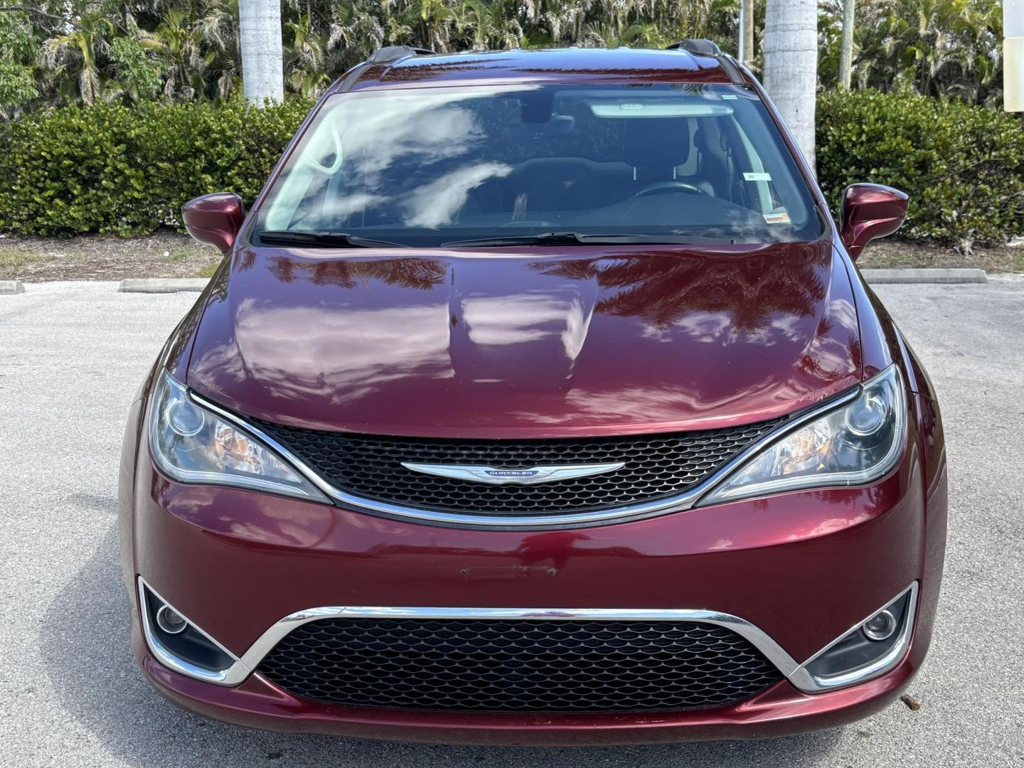 2017 BURGUN /Black Leather CHRYSLER PACIFICA TOURING L (2C4RC1BG7HR) with an 3.6L engine, Automatic transmission, located at 11170 Summerlin Square Dr., Fort Myers Beach, FL, 33931, (239) 999-7777, 26.493546, -81.941628 - 2 Owner Carfax No Damage No Accidents 3rd Row - Photo#1