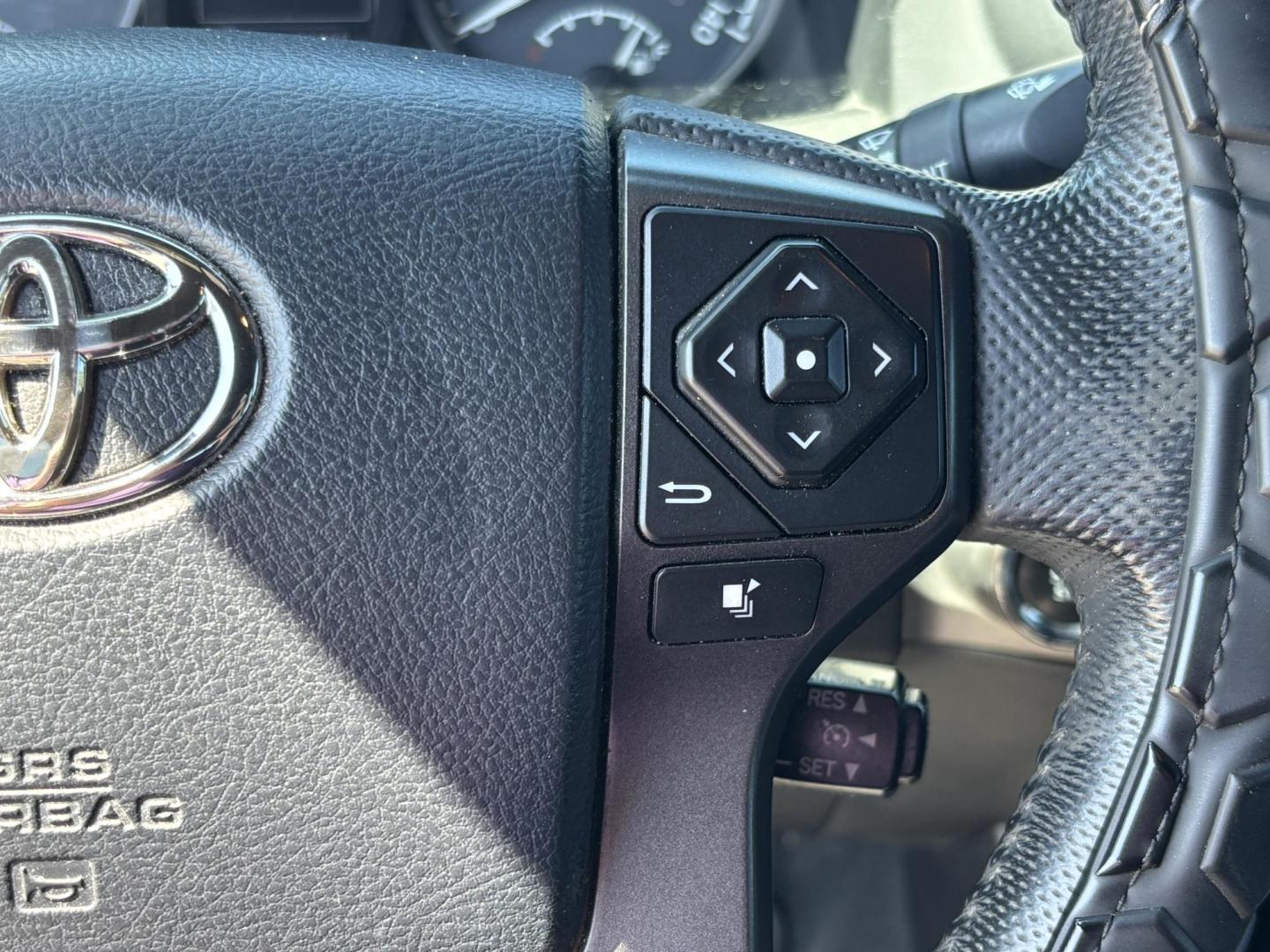 2016 SILVER /CHARCOAL Toyota Tacoma SR5 Double Cab Long Bed V6 5AT 4WD (3TMCZ5ANXGM) with an 3.6L V6 DOHC 24V engine, 5A transmission, located at 11170 Summerlin Square Dr., Fort Myers Beach, FL, 33931, (239) 999-7777, 26.493546, -81.941628 - We have financing available and we accept trades! Fill out a credit application on our website or come by today! If you have any questions, give us a call at (239) 999 - 7777 or visit our website at firstautocredit.com. 11170 Summerlin Square Dr, Fort Myers Beach, FL 33931 Carfax Value $21, - Photo#15