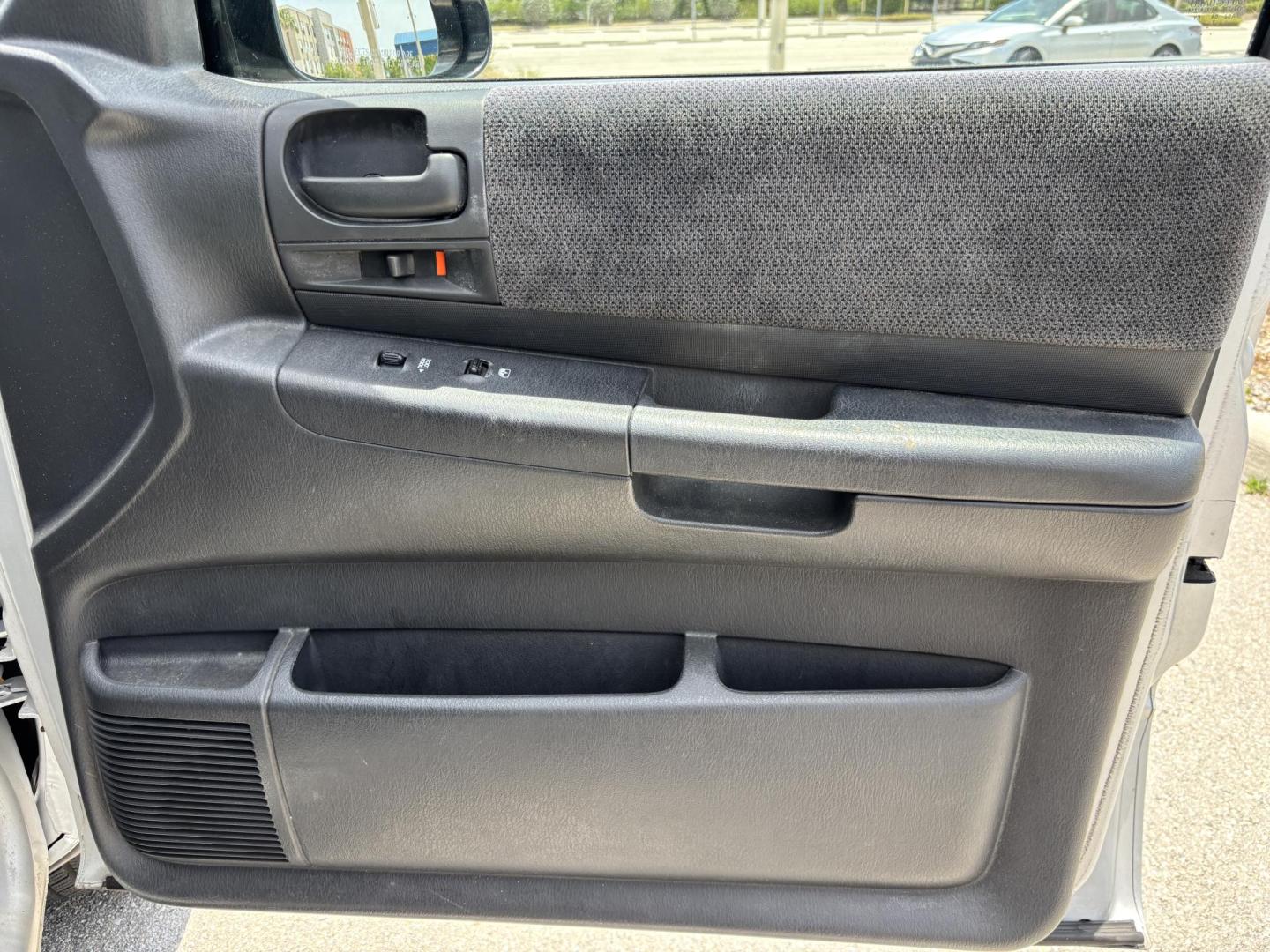 2004 GRAY /GRAY Dodge Dakota SLT Plus Quad Cab 2WD (1D7HL48N54S) with an 4.7L V8 SOHC 16V engine, AUTOMATIC transmission, located at 11170 Summerlin Square Dr., Fort Myers Beach, FL, 33931, (239) 999-7777, 26.493546, -81.941628 - We have financing available and we accept trades! Fill out a credit application on our website or come by today! If you have any questions, give us a call at (239) 999 - 7777 or visit our website at firstautocredit.com. 11170 Summerlin Square Dr, Fort Myers Beach, FL 33931 - Photo#23