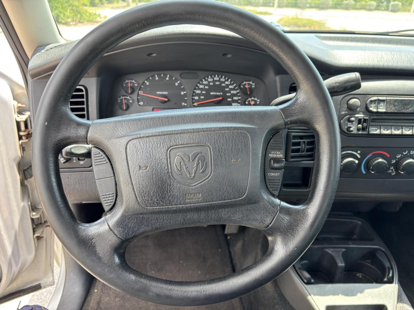 2004 GRAY /GRAY Dodge Dakota SLT Plus Quad Cab 2WD (1D7HL48N54S) with an 4.7L V8 SOHC 16V engine, AUTOMATIC transmission, located at 11170 Summerlin Square Dr., Fort Myers Beach, FL, 33931, (239) 999-7777, 26.493546, -81.941628 - We have financing available and we accept trades! Fill out a credit application on our website or come by today! If you have any questions, give us a call at (239) 999 - 7777 or visit our website at firstautocredit.com. 11170 Summerlin Square Dr, Fort Myers Beach, FL 33931 - Photo#17