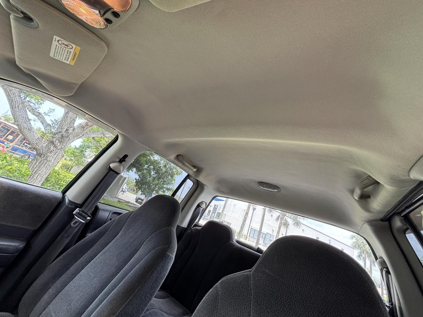 2004 GRAY /GRAY Dodge Dakota SLT Plus Quad Cab 2WD (1D7HL48N54S) with an 4.7L V8 SOHC 16V engine, AUTOMATIC transmission, located at 11170 Summerlin Square Dr., Fort Myers Beach, FL, 33931, (239) 999-7777, 26.493546, -81.941628 - We have financing available and we accept trades! Fill out a credit application on our website or come by today! If you have any questions, give us a call at (239) 999 - 7777 or visit our website at firstautocredit.com. 11170 Summerlin Square Dr, Fort Myers Beach, FL 33931 - Photo#14