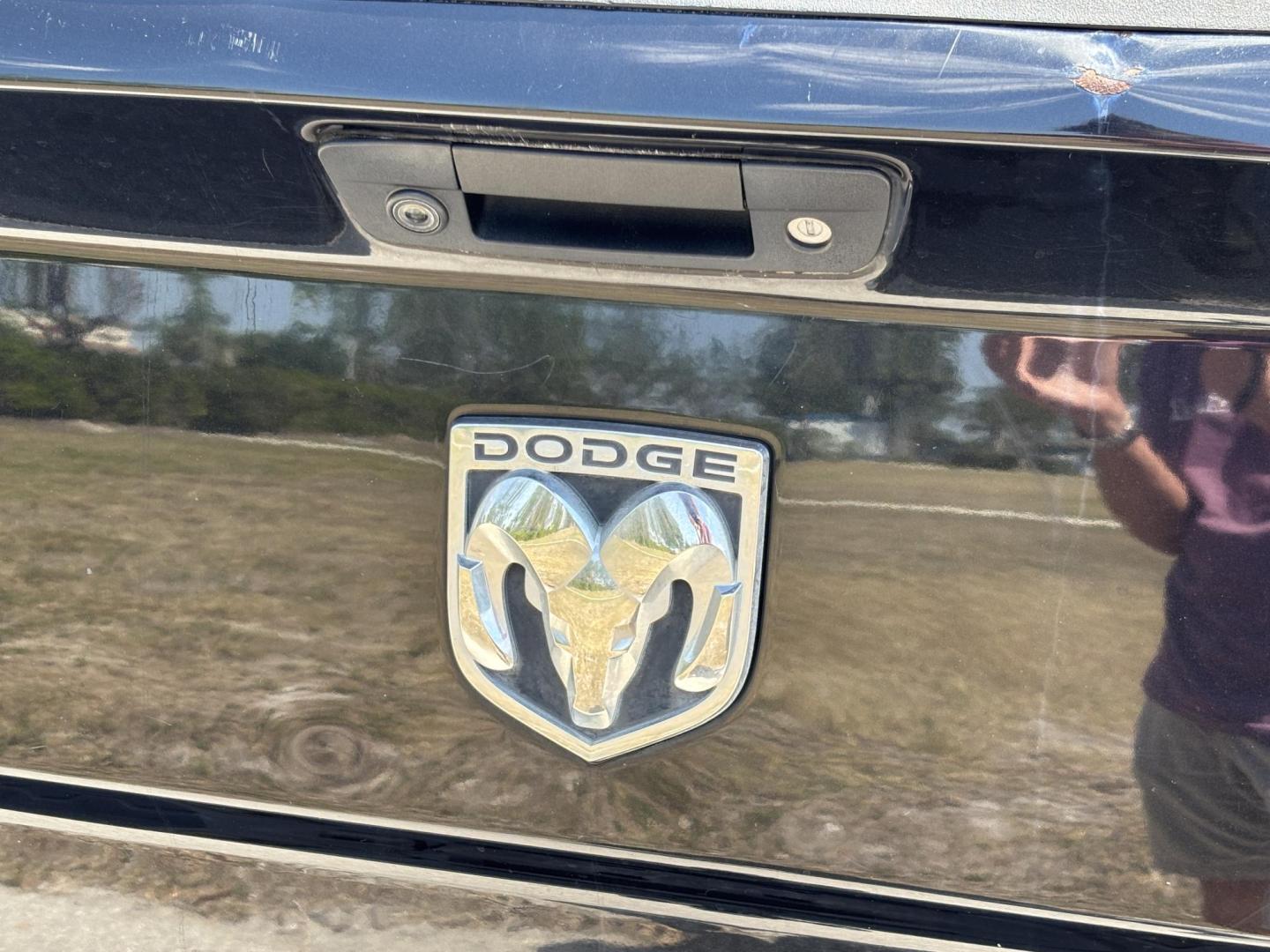 2010 BLACK /BLACK Dodge Ram 1500 Laramie Crew Cab 4WD (1D7RV1CT7AS) with an 5.7L V8 OHV 16V engine, 5-Speed Automatic transmission, located at 11170 Summerlin Square Dr., Fort Myers Beach, FL, 33931, (239) 999-7777, 26.493546, -81.941628 - We have financing available and we accept trades! Fill out a credit application on our website or come by today! If you have any questions, give us a call at (239) 999 - 7777 or visit our website at firstautocredit.com. 11170 Summerlin Square Dr, Fort Myers Beach, FL 33931 Maintenance inspe - Photo#42