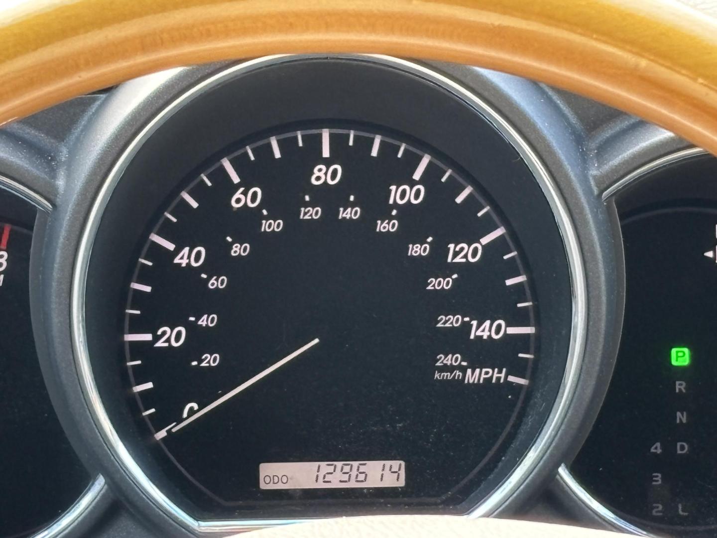 2004 GOLD /TAN LEATHER Lexus RX 330 4WD (JTJHA31U640) with an 3.3L V6 DOHC 24V engine, 5-Speed Automatic Overdrive transmission, located at 11170 Summerlin Square Dr., Fort Myers Beach, FL, 33931, (239) 999-7777, 26.493546, -81.941628 - Photo#13