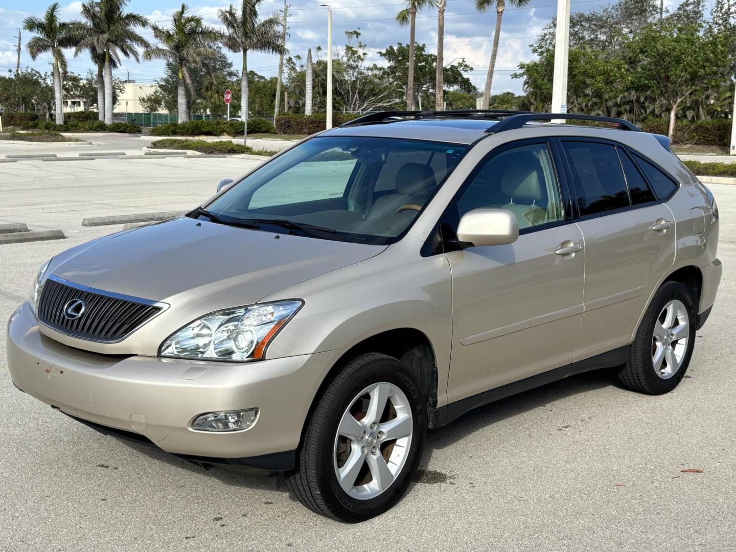 2004 GOLD /TAN LEATHER Lexus RX 330 4WD (JTJHA31U640) with an 3.3L V6 DOHC 24V engine, 5-Speed Automatic Overdrive transmission, located at 11170 Summerlin Square Dr., Fort Myers Beach, FL, 33931, (239) 999-7777, 26.493546, -81.941628 - Photo#0