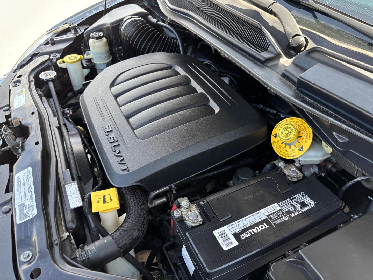 2019 SILVER /BLACK LEATHER Dodge Grand Caravan SXT (2C4RDGCG1KR) with an 3.6L V6 DOHC 24V engine, 6A transmission, located at 11170 Summerlin Square Dr., Fort Myers Beach, FL, 33931, (239) 999-7777, 26.493546, -81.941628 - We have financing available and we accept trades! Fill out a credit application on our website or come by today! If you have any questions, give us a call at (239) 999 - 7777 or visit our website at firstautocredit.com. 11170 Summerlin Square Dr, Fort Myers Beach, FL 33931 - Photo#35