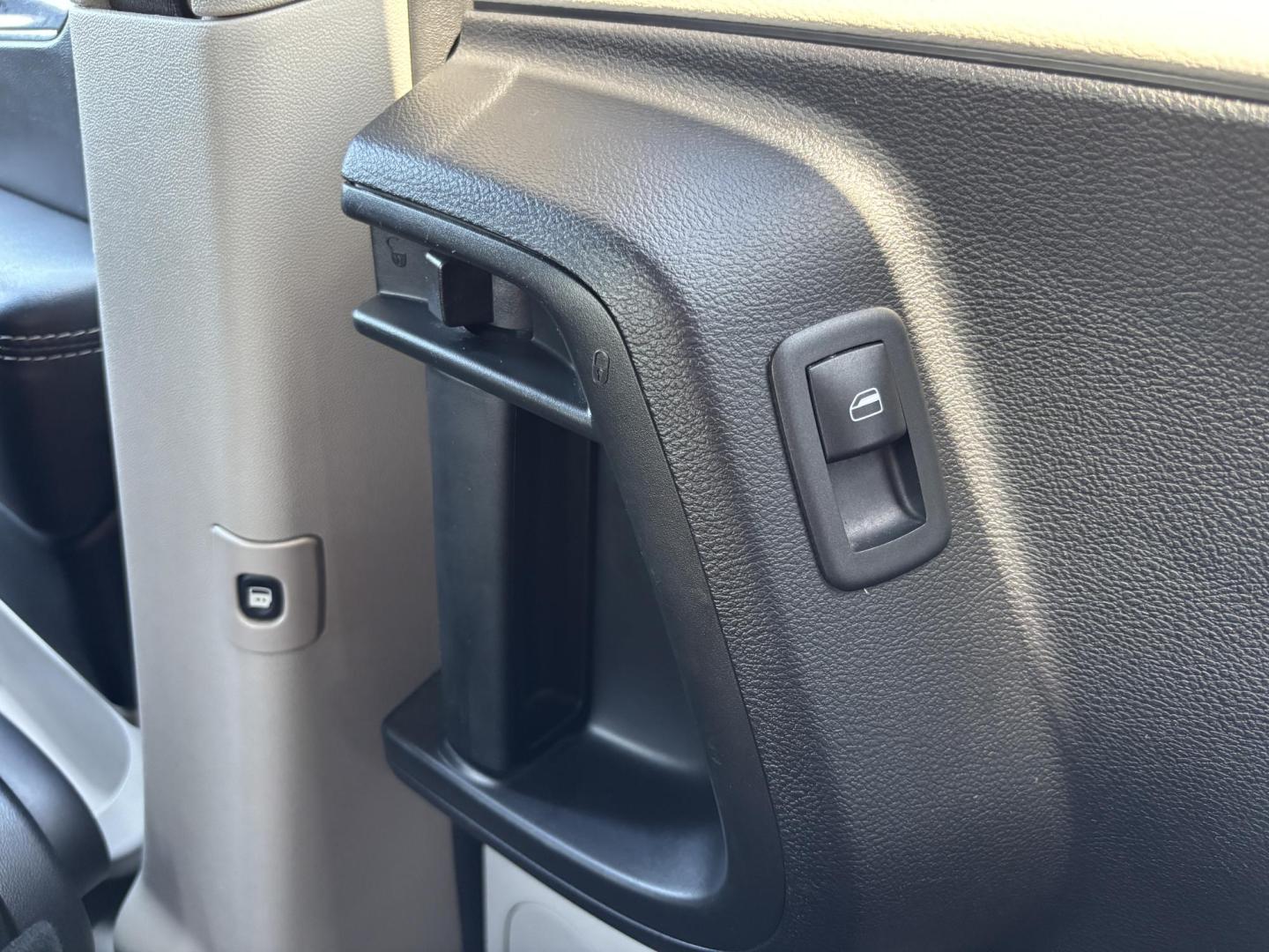 2019 SILVER /BLACK LEATHER Dodge Grand Caravan SXT (2C4RDGCG1KR) with an 3.6L V6 DOHC 24V engine, 6A transmission, located at 11170 Summerlin Square Dr., Fort Myers Beach, FL, 33931, (239) 999-7777, 26.493546, -81.941628 - We have financing available and we accept trades! Fill out a credit application on our website or come by today! If you have any questions, give us a call at (239) 999 - 7777 or visit our website at firstautocredit.com. 11170 Summerlin Square Dr, Fort Myers Beach, FL 33931 - Photo#26