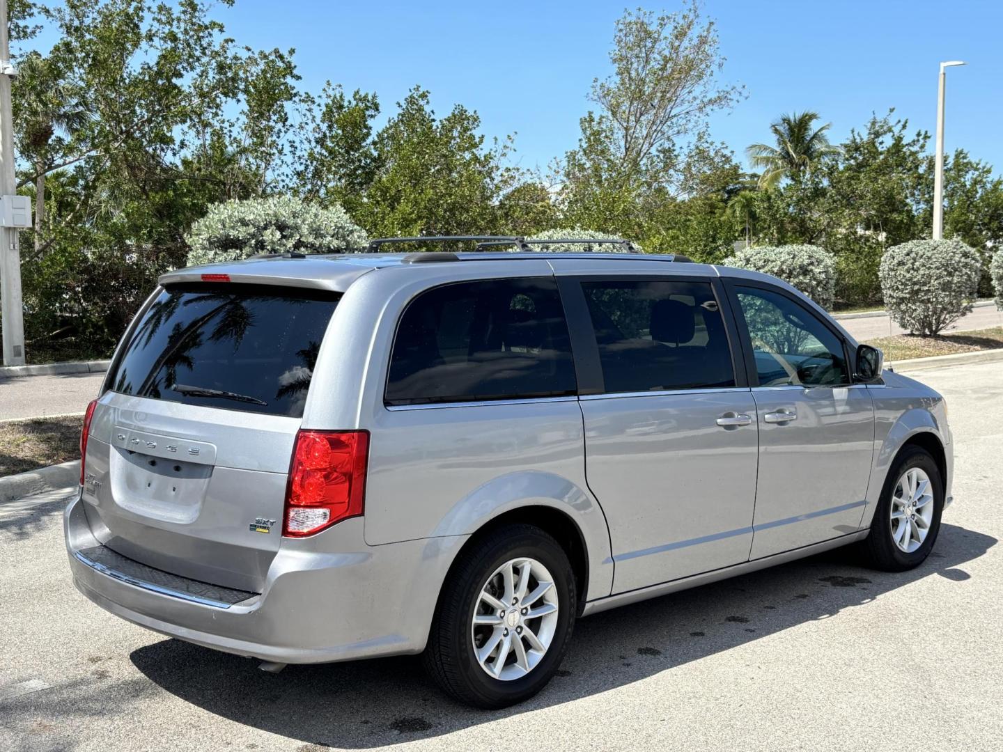 2019 SILVER /BLACK LEATHER Dodge Grand Caravan SXT (2C4RDGCG1KR) with an 3.6L V6 DOHC 24V engine, 6A transmission, located at 11170 Summerlin Square Dr., Fort Myers Beach, FL, 33931, (239) 999-7777, 26.493546, -81.941628 - We have financing available and we accept trades! Fill out a credit application on our website or come by today! If you have any questions, give us a call at (239) 999 - 7777 or visit our website at firstautocredit.com. 11170 Summerlin Square Dr, Fort Myers Beach, FL 33931 - Photo#6
