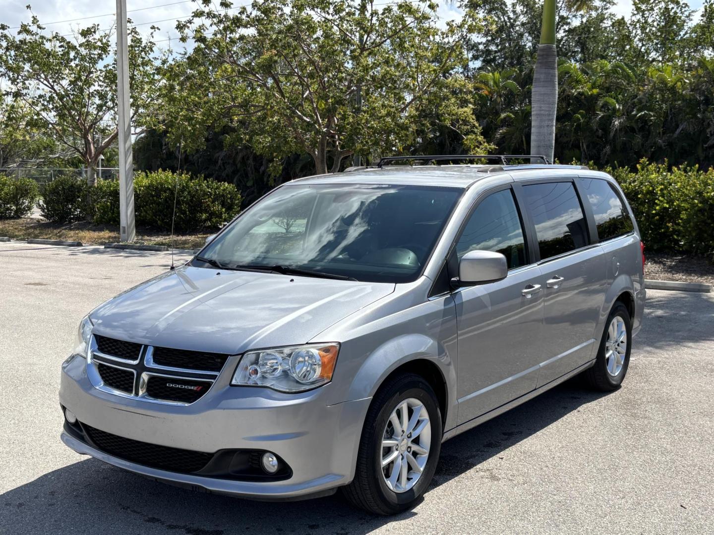 2019 SILVER /BLACK LEATHER Dodge Grand Caravan SXT (2C4RDGCG1KR) with an 3.6L V6 DOHC 24V engine, 6A transmission, located at 11170 Summerlin Square Dr., Fort Myers Beach, FL, 33931, (239) 999-7777, 26.493546, -81.941628 - We have financing available and we accept trades! Fill out a credit application on our website or come by today! If you have any questions, give us a call at (239) 999 - 7777 or visit our website at firstautocredit.com. 11170 Summerlin Square Dr, Fort Myers Beach, FL 33931 - Photo#0