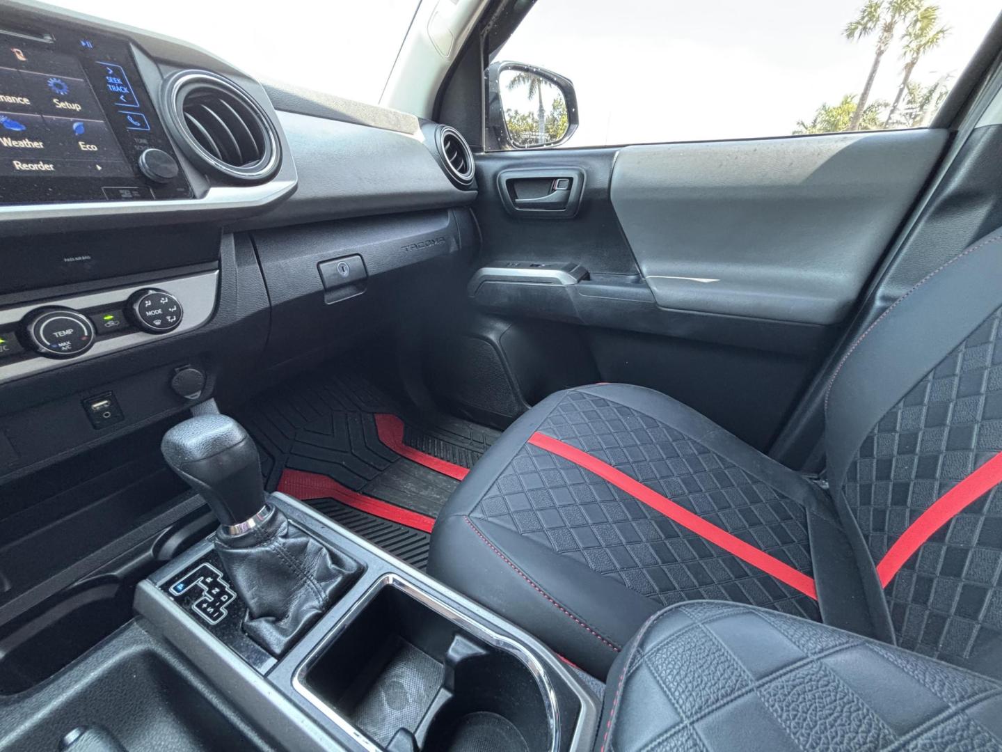 2019 BLACK /charcoal Toyota Tacoma SR5 Double Cab Long Bed I4 6AT 2WD (5TFAX5GN5KX) with an 2.7L L4 DOHC 16V engine, 6A transmission, located at 11170 Summerlin Square Dr., Fort Myers Beach, FL, 33931, (239) 999-7777, 26.493546, -81.941628 - We have financing available and we accept trades! Fill out a credit application on our website or come by today! If you have any questions, give us a call at (239) 999 - 7777 or visit our website at firstautocredit.com. 11170 Summerlin Square Dr, Fort Myers Beach, FL 33931 Carfax 4 Owner V - Photo#9