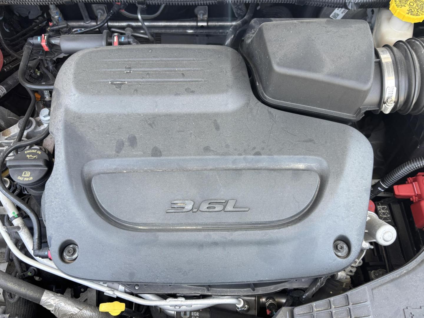 2021 WHITE /GRAY CLOTH Chrysler Voyager LX (2C4RC1CG5MR) with an 3.6L V6 DOHC 24V engine, 9A transmission, located at 11170 Summerlin Square Dr., Fort Myers Beach, FL, 33931, (239) 999-7777, 26.493546, -81.941628 - We have financing available and we accept trades! Fill out a credit application on our website or come by today! If you have any questions, give us a call at (239) 999 - 7777 or visit our website at firstautocredit.com. 11170 Summerlin Square Dr, Fort Myers Beach, FL 33931 Carfax 1 Owner - Photo#41