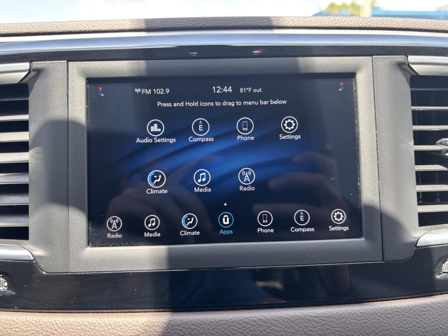 2021 WHITE /GRAY CLOTH Chrysler Voyager LX (2C4RC1CG5MR) with an 3.6L V6 DOHC 24V engine, 9A transmission, located at 11170 Summerlin Square Dr., Fort Myers Beach, FL, 33931, (239) 999-7777, 26.493546, -81.941628 - We have financing available and we accept trades! Fill out a credit application on our website or come by today! If you have any questions, give us a call at (239) 999 - 7777 or visit our website at firstautocredit.com. 11170 Summerlin Square Dr, Fort Myers Beach, FL 33931 Carfax 1 Owner - Photo#30