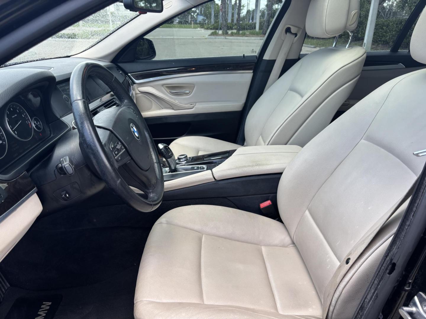 2011 BLACK /OYSTER BMW 5-Series 535i (WBAFR7C55BC) with an 3.0L L6 DOHC 24V engine, located at 11170 Summerlin Square Dr., Fort Myers Beach, FL, 33931, (239) 999-7777, 26.493546, -81.941628 - We have financing available and we accept trades! Fill out a credit application on our website or come by today! If you have any questions, give us a call at (239) 999 - 7777 or visit our website at firstautocredit.com. 11170 Summerlin Square Dr, Fort Myers Beach, FL 33931 - Photo#9