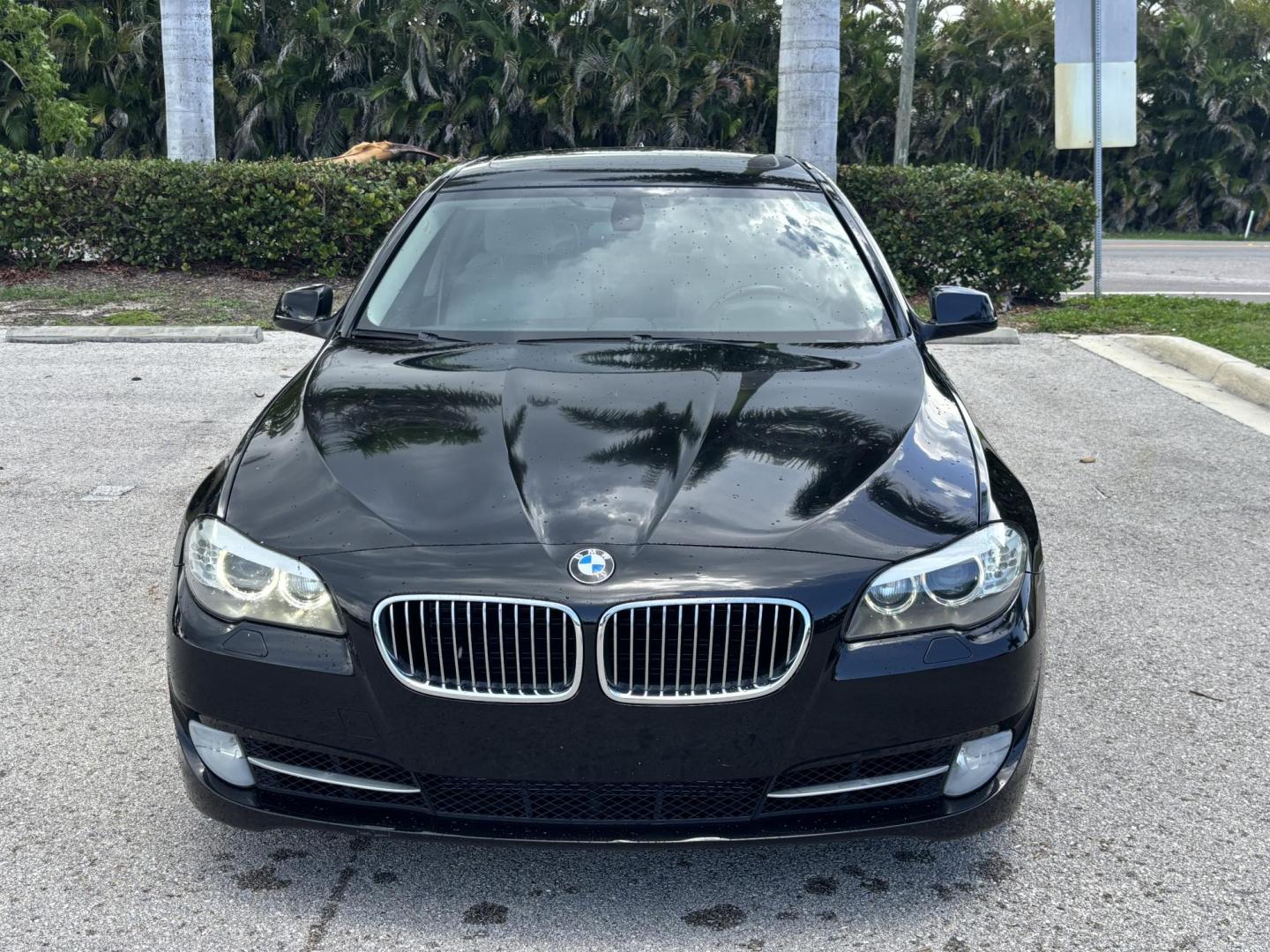 2011 BLACK /OYSTER BMW 5-Series 535i (WBAFR7C55BC) with an 3.0L L6 DOHC 24V engine, located at 11170 Summerlin Square Dr., Fort Myers Beach, FL, 33931, (239) 999-7777, 26.493546, -81.941628 - We have financing available and we accept trades! Fill out a credit application on our website or come by today! If you have any questions, give us a call at (239) 999 - 7777 or visit our website at firstautocredit.com. 11170 Summerlin Square Dr, Fort Myers Beach, FL 33931 - Photo#1