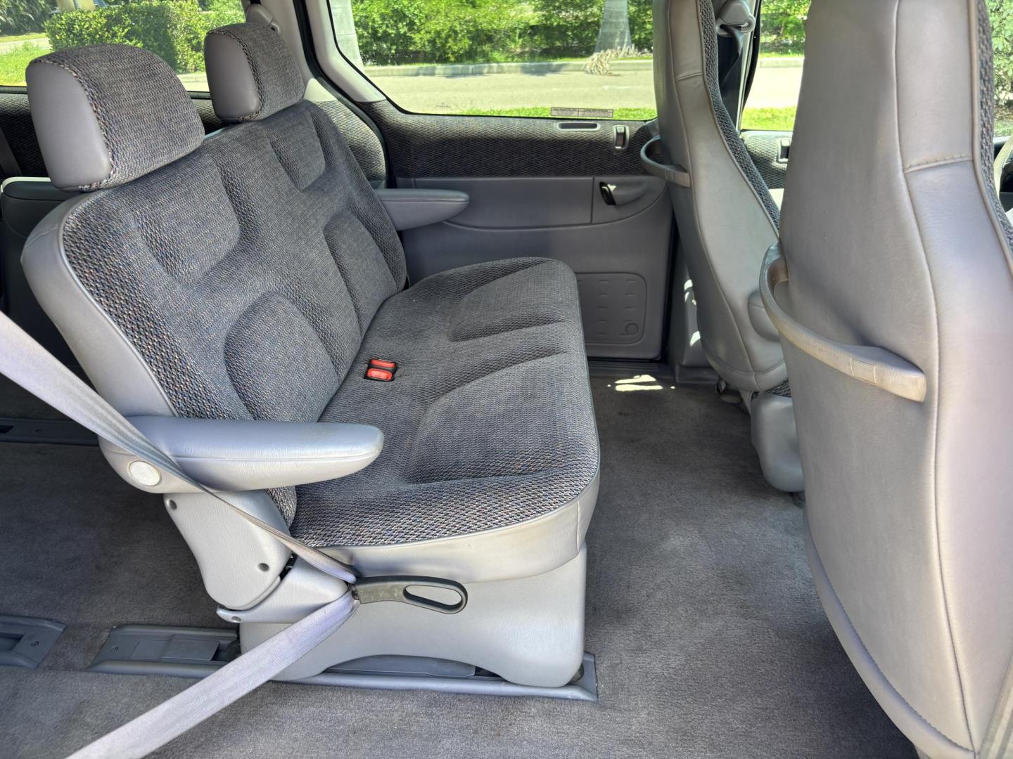 1996 PURPLE Plymouth Grand Voyager SE (2P4GP44R1TR) with an 3.3L V6 OHV 12V engine, located at 11170 Summerlin Square Dr., Fort Myers Beach, FL, 33931, (239) 999-7777, 26.493546, -81.941628 - As Is No Known Issues, Due to Vehicle Age Will Not Be Applicable For Lot Warranty No Financing Options Fresh LOF Cold A/C We have financing available and we accept trades! Fill out a credit application on our website or come by today! If you have any questions, give us a call at (239) 999 - Photo#14
