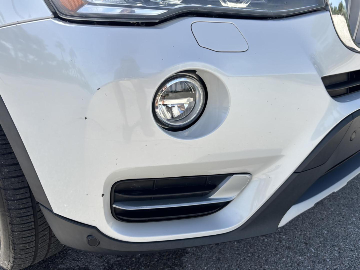 2016 WHITE /BROWN BMW X3 xDrive28i (5UXWX9C5XG0) with an 2.0L L4 DOHC 16V engine, 8-Speed Automatic transmission, located at 11170 Summerlin Square Dr., Fort Myers Beach, FL, 33931, (239) 999-7777, 26.493546, -81.941628 - We have financing available and we accept trades! Fill out a credit application on our website or come by today! If you have any questions, give us a call at (239) 999 - 7777 or visit our website at firstautocredit.com. 11170 Summerlin Square Dr, Fort Myers Beach, FL 33931 2 Owner No Damage - Photo#46