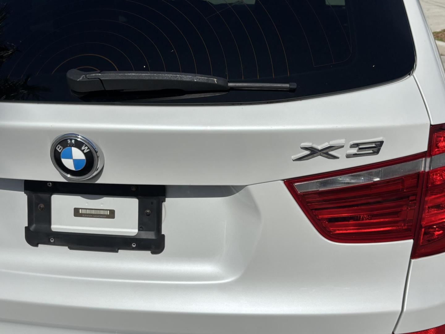 2016 WHITE /BROWN BMW X3 xDrive28i (5UXWX9C5XG0) with an 2.0L L4 DOHC 16V engine, 8-Speed Automatic transmission, located at 11170 Summerlin Square Dr., Fort Myers Beach, FL, 33931, (239) 999-7777, 26.493546, -81.941628 - We have financing available and we accept trades! Fill out a credit application on our website or come by today! If you have any questions, give us a call at (239) 999 - 7777 or visit our website at firstautocredit.com. 11170 Summerlin Square Dr, Fort Myers Beach, FL 33931 2 Owner No Damage - Photo#60