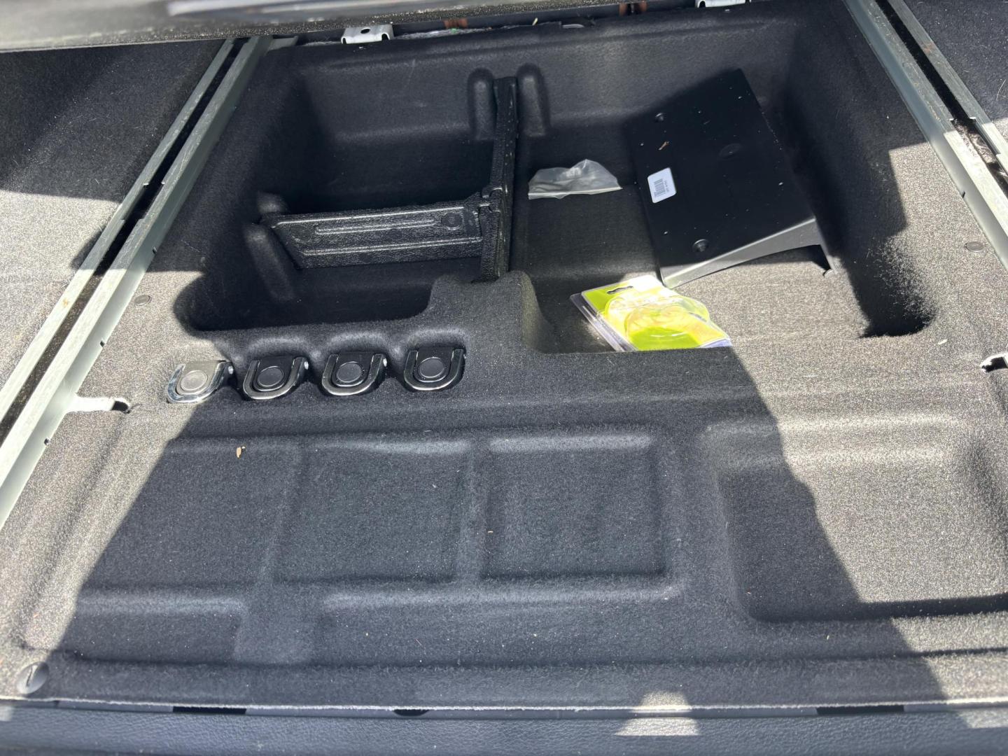 2016 WHITE /BROWN BMW X3 xDrive28i (5UXWX9C5XG0) with an 2.0L L4 DOHC 16V engine, 8-Speed Automatic transmission, located at 11170 Summerlin Square Dr., Fort Myers Beach, FL, 33931, (239) 999-7777, 26.493546, -81.941628 - We have financing available and we accept trades! Fill out a credit application on our website or come by today! If you have any questions, give us a call at (239) 999 - 7777 or visit our website at firstautocredit.com. 11170 Summerlin Square Dr, Fort Myers Beach, FL 33931 2 Owner No Damage - Photo#10