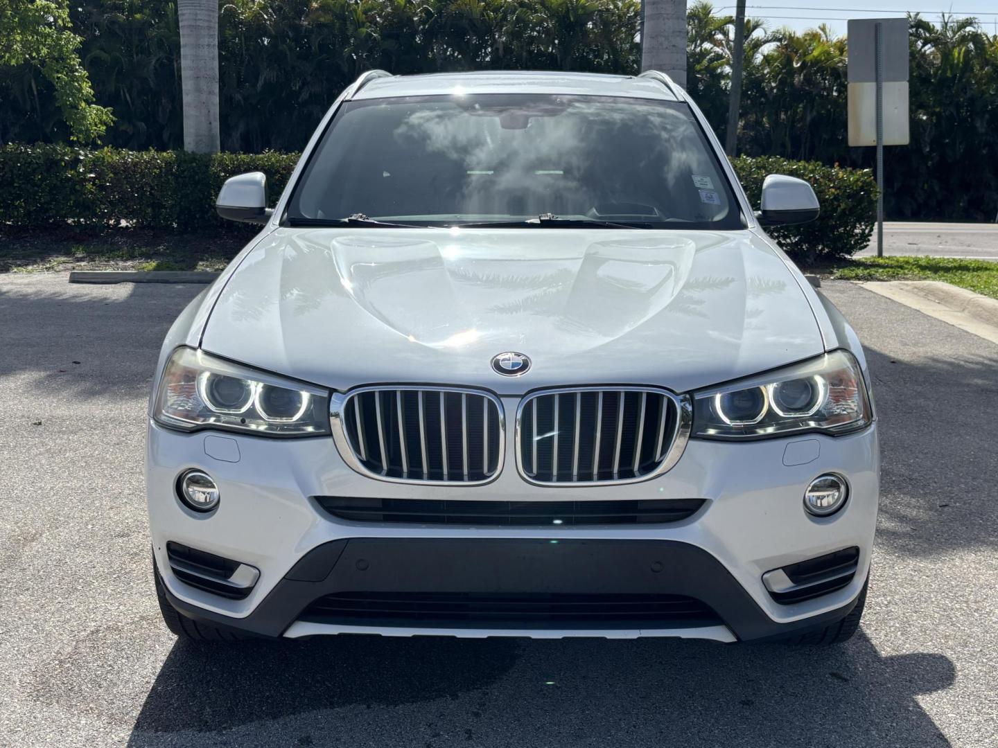 2016 WHITE /BROWN BMW X3 xDrive28i (5UXWX9C5XG0) with an 2.0L L4 DOHC 16V engine, 8-Speed Automatic transmission, located at 11170 Summerlin Square Dr., Fort Myers Beach, FL, 33931, (239) 999-7777, 26.493546, -81.941628 - We have financing available and we accept trades! Fill out a credit application on our website or come by today! If you have any questions, give us a call at (239) 999 - 7777 or visit our website at firstautocredit.com. 11170 Summerlin Square Dr, Fort Myers Beach, FL 33931 2 Owner No Damage - Photo#1