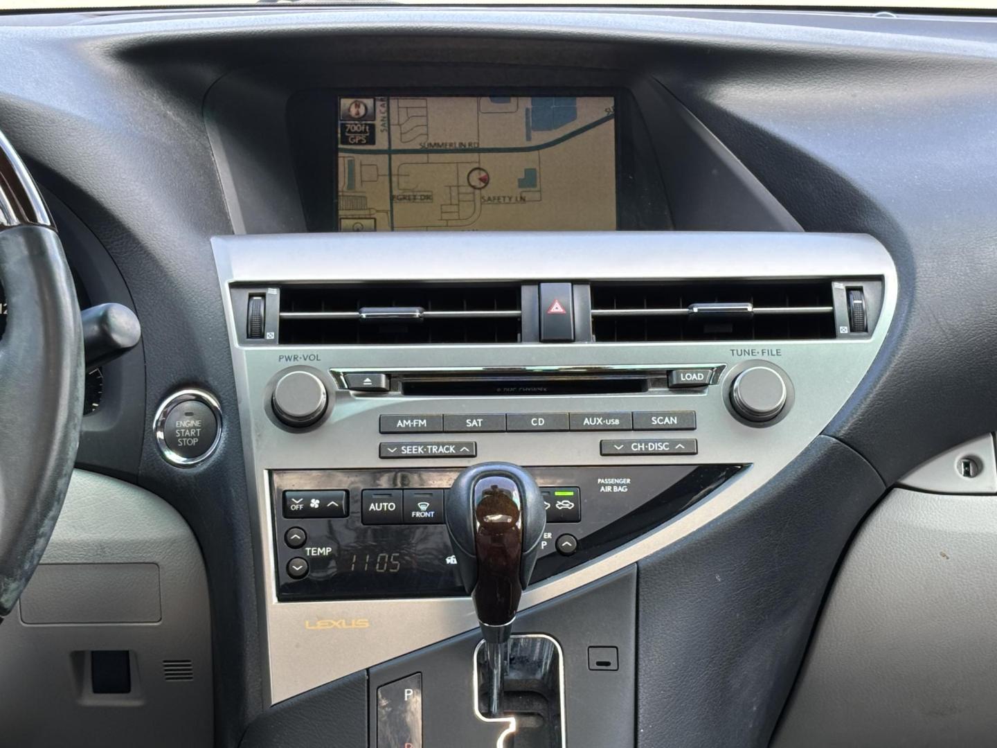 2010 SILVER /OYSTER Lexus RX 350 AWD (2T2BK1BA6AC) with an 3.5L V6 DOHC 24V engine, 5-Speed Automatic transmission, located at 11170 Summerlin Square Dr., Fort Myers Beach, FL, 33931, (239) 999-7777, 26.493546, -81.941628 - We have financing available and we accept trades! Fill out a credit application on our website or come by today! If you have any questions, give us a call at (239) 999 - 7777 or visit our website at firstautocredit.com. 11170 Summerlin Square Dr, Fort Myers Beach, FL 33931 Carfax 2 Owner M - Photo#22