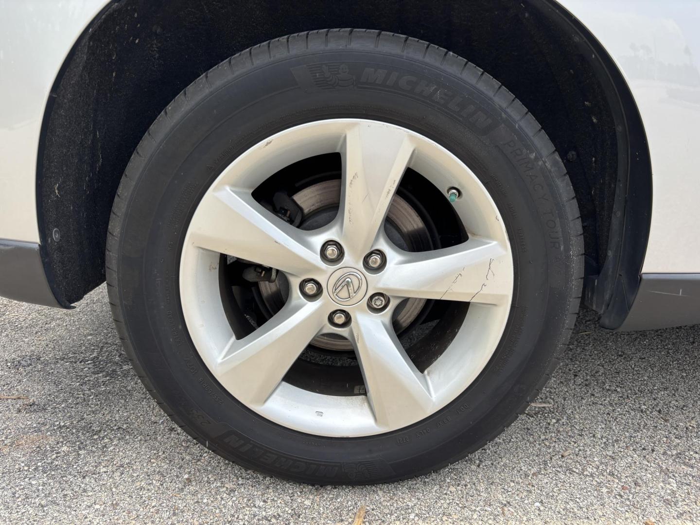 2010 SILVER /OYSTER Lexus RX 350 AWD (2T2BK1BA6AC) with an 3.5L V6 DOHC 24V engine, 5-Speed Automatic transmission, located at 11170 Summerlin Square Dr., Fort Myers Beach, FL, 33931, (239) 999-7777, 26.493546, -81.941628 - We have financing available and we accept trades! Fill out a credit application on our website or come by today! If you have any questions, give us a call at (239) 999 - 7777 or visit our website at firstautocredit.com. 11170 Summerlin Square Dr, Fort Myers Beach, FL 33931 Carfax 2 Owner M - Photo#34