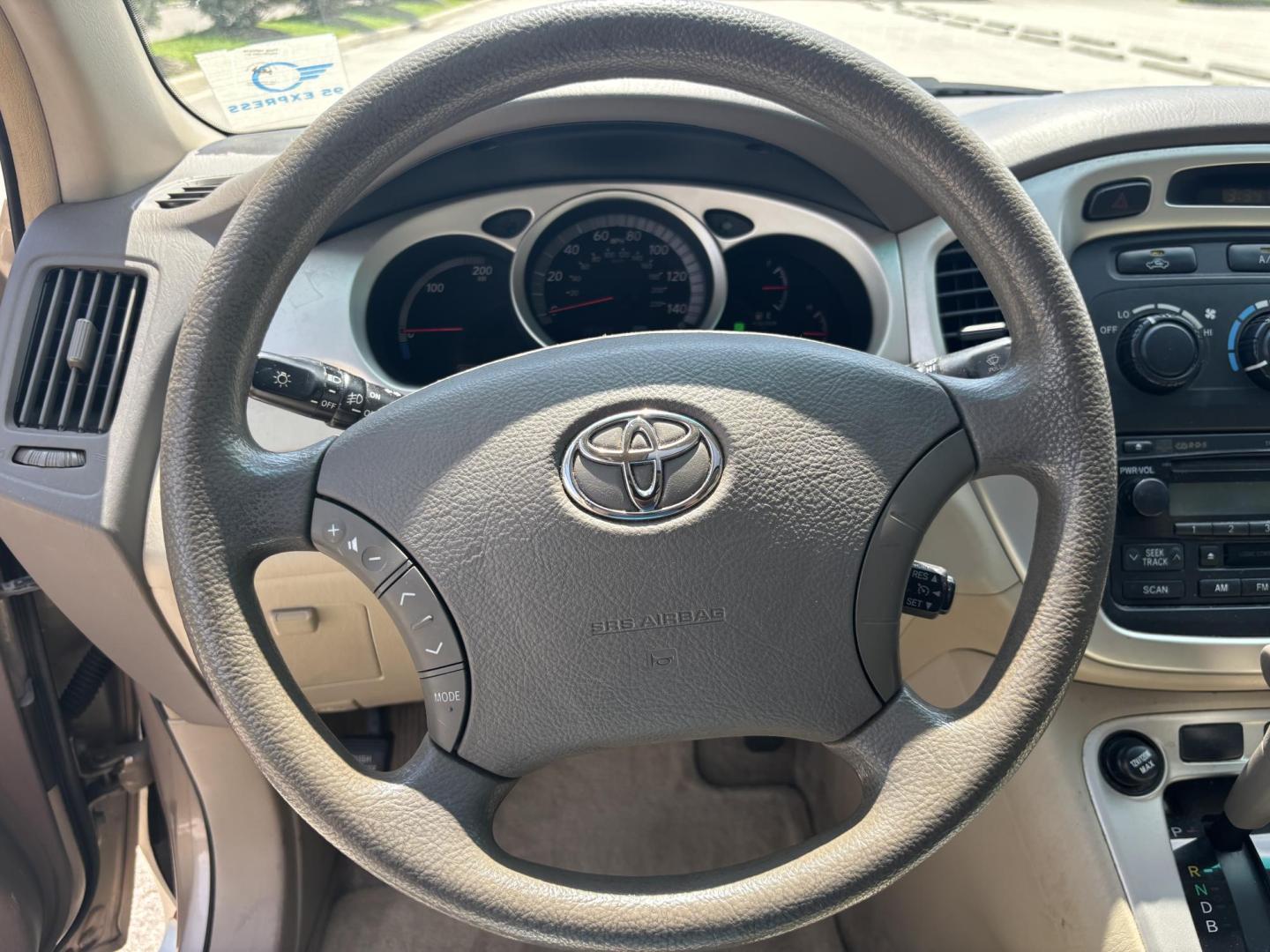 2007 GOLD /BEIGE Toyota Highlander Hybrid 2WD (JTEGW21A570) with an 3.3L V6 DOHC 24V HYBRID engine, CVT transmission, located at 11170 Summerlin Square Dr., Fort Myers Beach, FL, 33931, (239) 999-7777, 26.493546, -81.941628 - We have financing available and we accept trades! Fill out a credit application on our website or come by today! If you have any questions, give us a call at (239) 999 - 7777 or visit our website at firstautocredit.com. 11170 Summerlin Square Dr, Fort Myers Beach, FL 33931 Carfax 1 Owner 3 - Photo#12