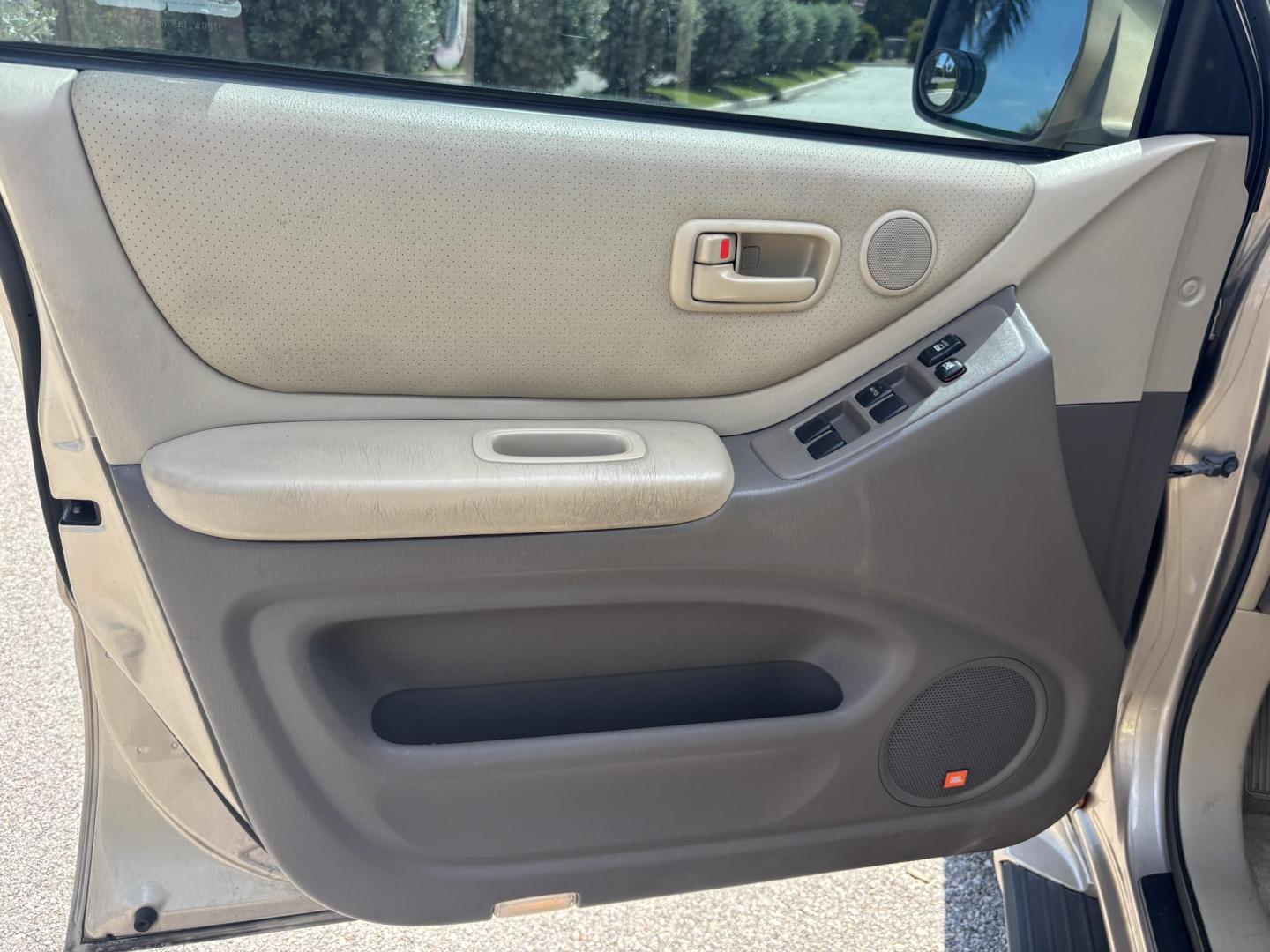 2007 GOLD /BEIGE Toyota Highlander Hybrid 2WD (JTEGW21A570) with an 3.3L V6 DOHC 24V HYBRID engine, CVT transmission, located at 11170 Summerlin Square Dr., Fort Myers Beach, FL, 33931, (239) 999-7777, 26.493546, -81.941628 - We have financing available and we accept trades! Fill out a credit application on our website or come by today! If you have any questions, give us a call at (239) 999 - 7777 or visit our website at firstautocredit.com. 11170 Summerlin Square Dr, Fort Myers Beach, FL 33931 Carfax 1 Owner 3 - Photo#15