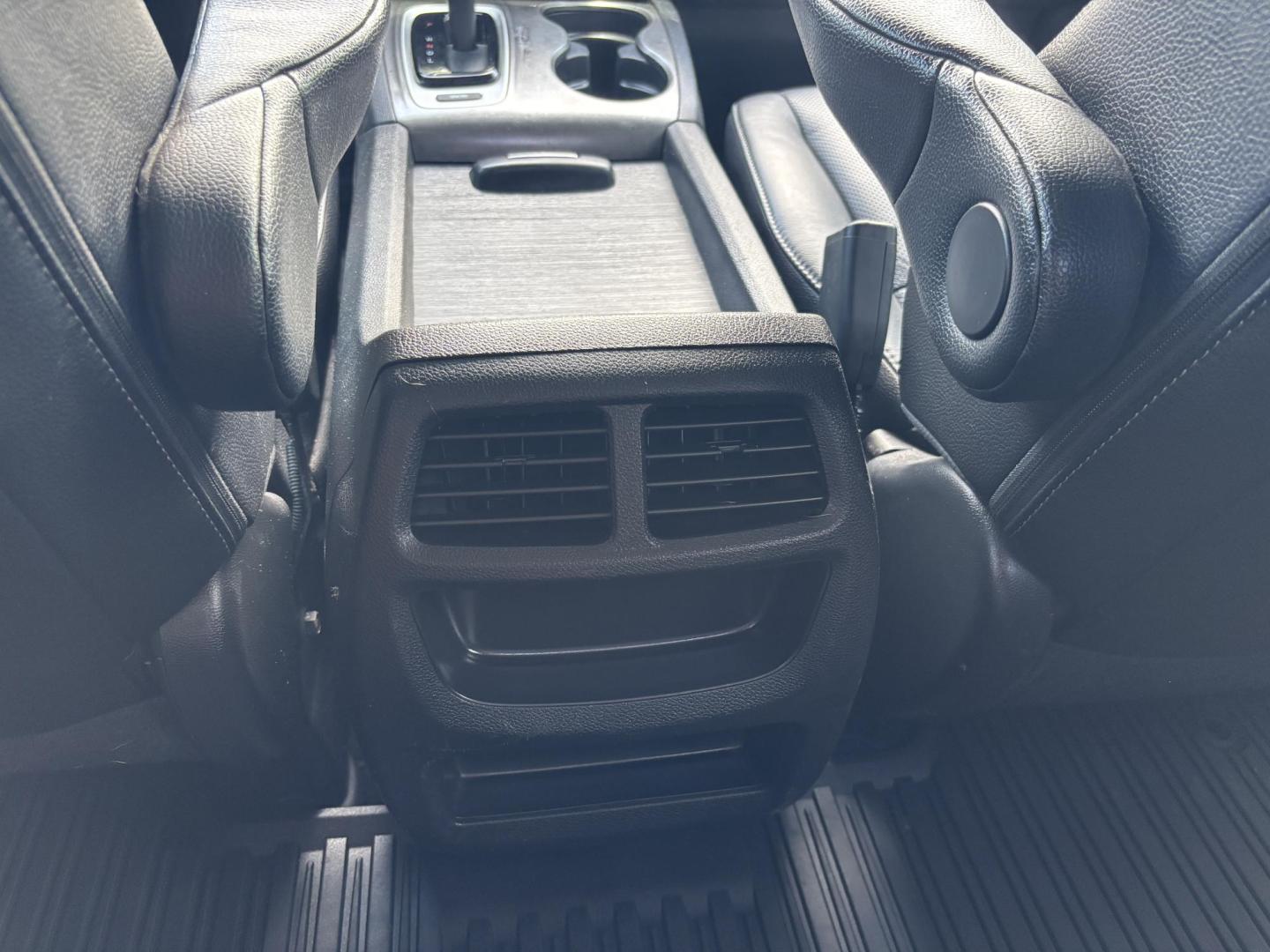 2018 GRAY /BLACK Honda Ridgeline RTL (5FPYK2F58JB) with an 3.5L V6 SOHC 24V engine, 6A transmission, located at 11170 Summerlin Square Dr., Fort Myers Beach, FL, 33931, (239) 999-7777, 26.493546, -81.941628 - We have financing available and we accept trades! Fill out a credit application on our website or come by today! If you have any questions, give us a call at (239) 999 - 7777 or visit our website at firstautocredit.com. 11170 Summerlin Square Dr, Fort Myers Beach, FL 33931 - Photo#19