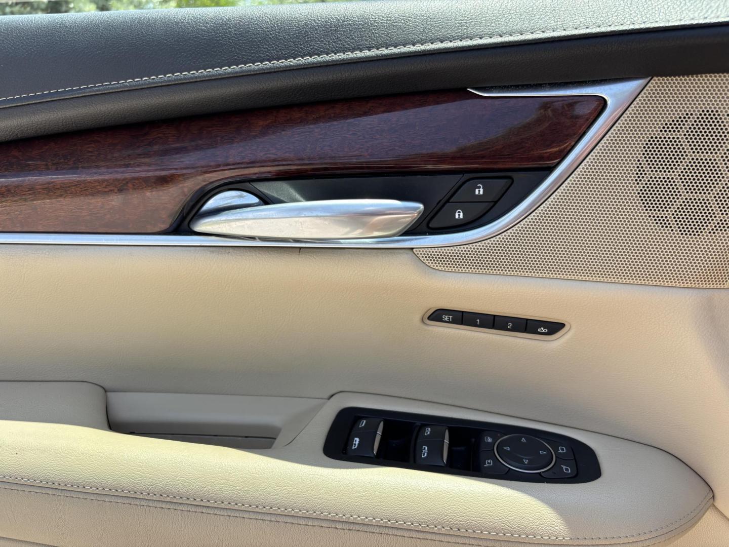 2018 BROWN /TAN Cadillac XT5 Luxury (1GYKNCRS5JZ) with an 3.6L V6 DOHC 24V engine, 8A transmission, located at 11170 Summerlin Square Dr., Fort Myers Beach, FL, 33931, (239) 999-7777, 26.493546, -81.941628 - We have financing available and we accept trades! Fill out a credit application on our website or come by today! If you have any questions, give us a call at (239) 999 - 7777 or visit our website at firstautocredit.com. 11170 Summerlin Square Dr, Fort Myers Beach, FL 33931 Carfax 1 Owner C - Photo#33