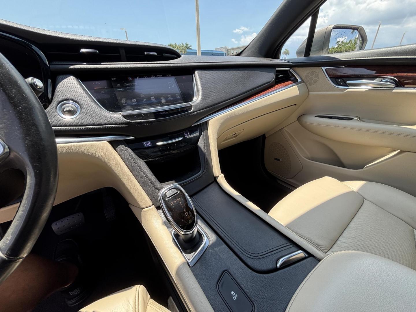 2018 BROWN /TAN Cadillac XT5 Luxury (1GYKNCRS5JZ) with an 3.6L V6 DOHC 24V engine, 8A transmission, located at 11170 Summerlin Square Dr., Fort Myers Beach, FL, 33931, (239) 999-7777, 26.493546, -81.941628 - We have financing available and we accept trades! Fill out a credit application on our website or come by today! If you have any questions, give us a call at (239) 999 - 7777 or visit our website at firstautocredit.com. 11170 Summerlin Square Dr, Fort Myers Beach, FL 33931 Carfax 1 Owner C - Photo#7