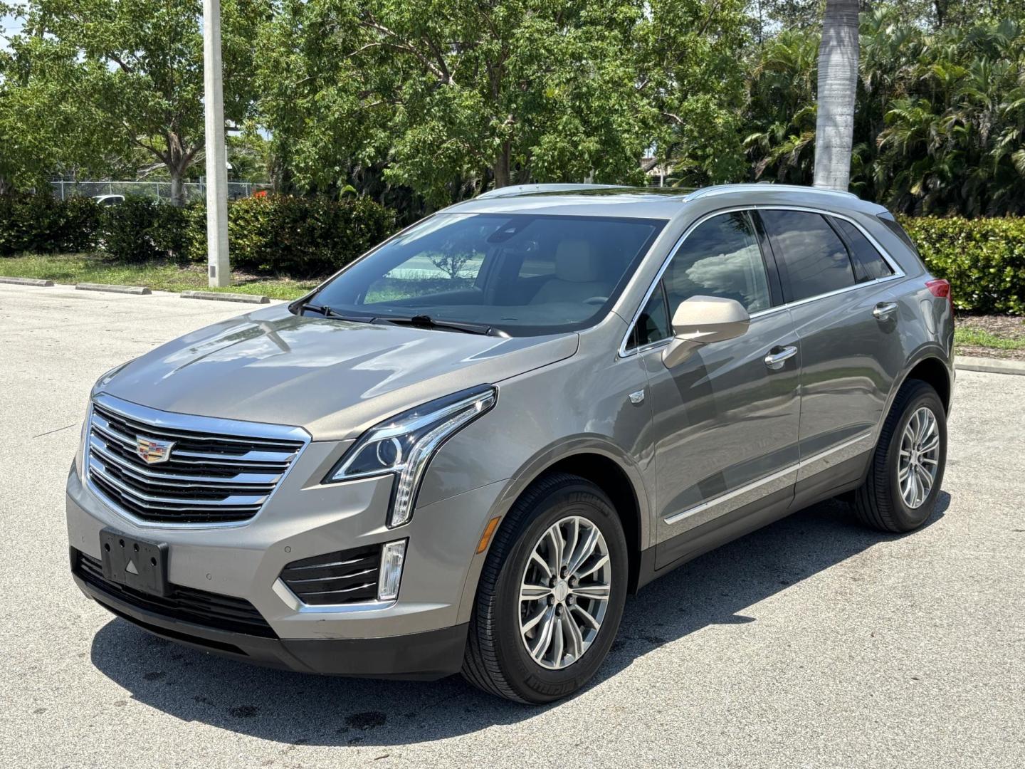 2018 BROWN /TAN Cadillac XT5 Luxury (1GYKNCRS5JZ) with an 3.6L V6 DOHC 24V engine, 8A transmission, located at 11170 Summerlin Square Dr., Fort Myers Beach, FL, 33931, (239) 999-7777, 26.493546, -81.941628 - We have financing available and we accept trades! Fill out a credit application on our website or come by today! If you have any questions, give us a call at (239) 999 - 7777 or visit our website at firstautocredit.com. 11170 Summerlin Square Dr, Fort Myers Beach, FL 33931 Carfax 1 Owner C - Photo#0