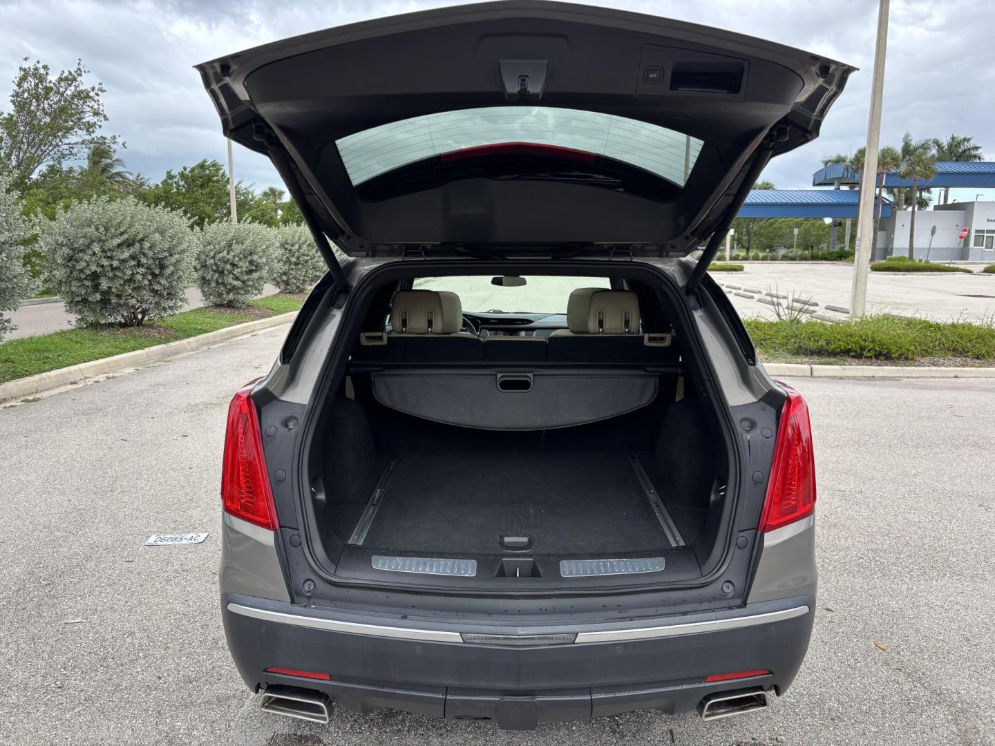 2018 BROWN /TAN Cadillac XT5 Luxury (1GYKNCRS5JZ) with an 3.6L V6 DOHC 24V engine, 8A transmission, located at 11170 Summerlin Square Dr., Fort Myers Beach, FL, 33931, (239) 999-7777, 26.493546, -81.941628 - We have financing available and we accept trades! Fill out a credit application on our website or come by today! If you have any questions, give us a call at (239) 999 - 7777 or visit our website at firstautocredit.com. 11170 Summerlin Square Dr, Fort Myers Beach, FL 33931 Carfax 1 Owner C - Photo#35