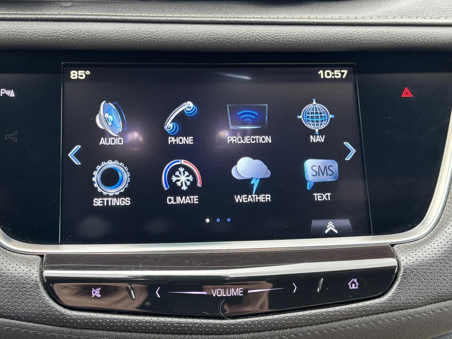 2018 BROWN /TAN Cadillac XT5 Luxury (1GYKNCRS5JZ) with an 3.6L V6 DOHC 24V engine, 8A transmission, located at 11170 Summerlin Square Dr., Fort Myers Beach, FL, 33931, (239) 999-7777, 26.493546, -81.941628 - We have financing available and we accept trades! Fill out a credit application on our website or come by today! If you have any questions, give us a call at (239) 999 - 7777 or visit our website at firstautocredit.com. 11170 Summerlin Square Dr, Fort Myers Beach, FL 33931 Carfax 1 Owner C - Photo#26
