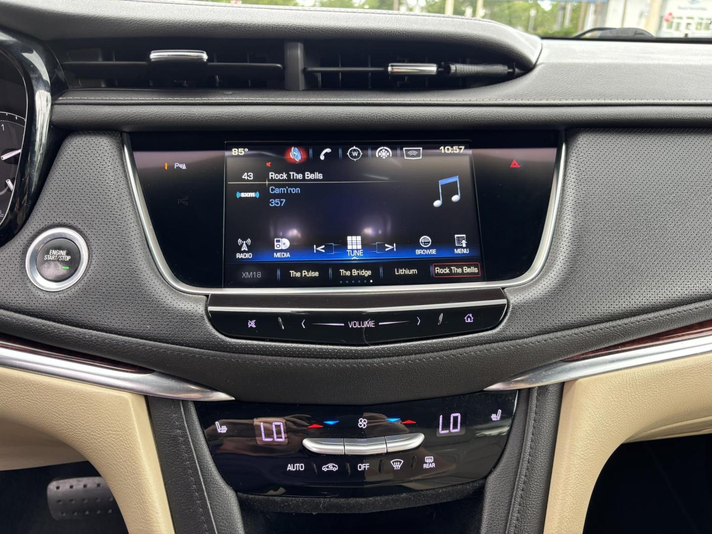 2018 BROWN /TAN Cadillac XT5 Luxury (1GYKNCRS5JZ) with an 3.6L V6 DOHC 24V engine, 8A transmission, located at 11170 Summerlin Square Dr., Fort Myers Beach, FL, 33931, (239) 999-7777, 26.493546, -81.941628 - We have financing available and we accept trades! Fill out a credit application on our website or come by today! If you have any questions, give us a call at (239) 999 - 7777 or visit our website at firstautocredit.com. 11170 Summerlin Square Dr, Fort Myers Beach, FL 33931 Carfax 1 Owner C - Photo#25