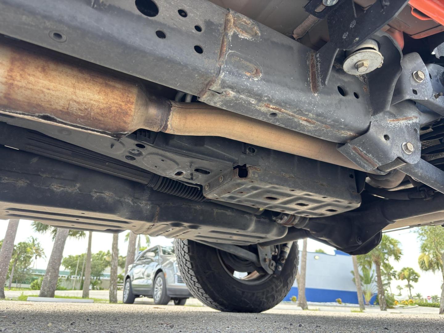 2018 ORANGE /charcoal Jeep Wrangler Unlimited Sport (1C4HJXDN1JW) with an 2.0L L4 DOHC 16V TURBO engine, 6A transmission, located at 11170 Summerlin Square Dr., Fort Myers Beach, FL, 33931, (239) 999-7777, 26.493546, -81.941628 - We have financing available and we accept trades! Fill out a credit application on our website or come by today! If you have any questions, give us a call at (239) 999 - 7777 or visit our website at firstautocredit.com. 11170 Summerlin Square Dr, Fort Myers Beach, FL 33931 No Damage No Acci - Photo#68