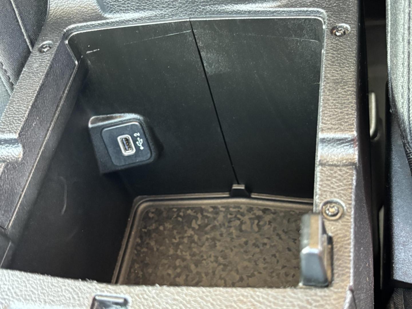 2018 ORANGE /charcoal Jeep Wrangler Unlimited Sport (1C4HJXDN1JW) with an 2.0L L4 DOHC 16V TURBO engine, 6A transmission, located at 11170 Summerlin Square Dr., Fort Myers Beach, FL, 33931, (239) 999-7777, 26.493546, -81.941628 - We have financing available and we accept trades! Fill out a credit application on our website or come by today! If you have any questions, give us a call at (239) 999 - 7777 or visit our website at firstautocredit.com. 11170 Summerlin Square Dr, Fort Myers Beach, FL 33931 No Damage No Acci - Photo#37