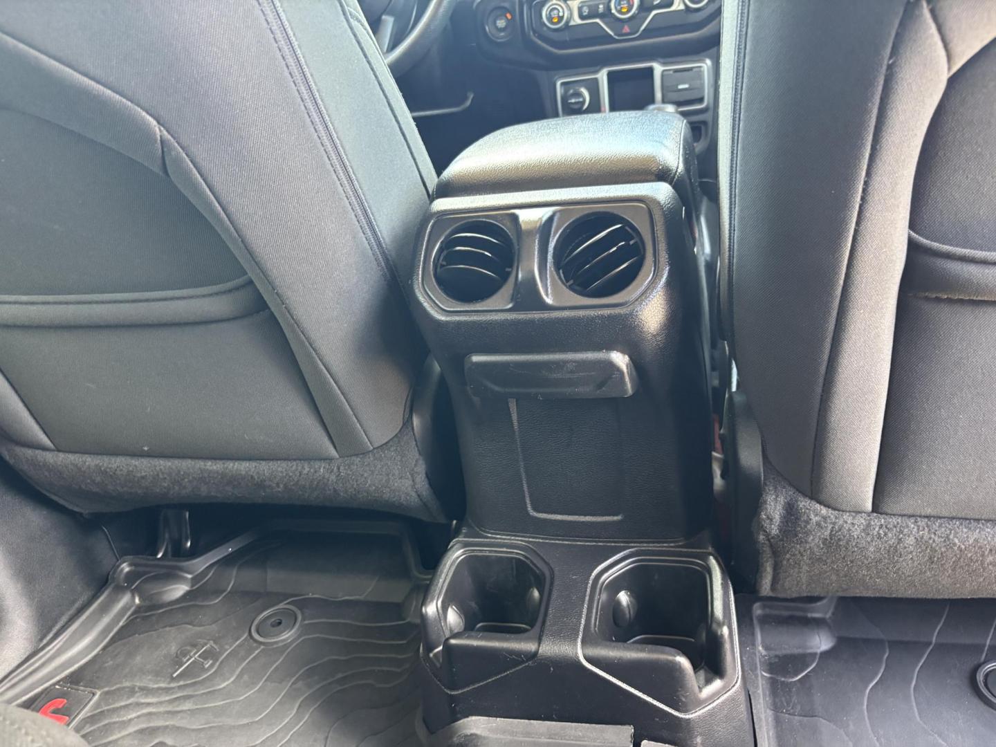 2018 ORANGE /charcoal Jeep Wrangler Unlimited Sport (1C4HJXDN1JW) with an 2.0L L4 DOHC 16V TURBO engine, 6A transmission, located at 11170 Summerlin Square Dr., Fort Myers Beach, FL, 33931, (239) 999-7777, 26.493546, -81.941628 - We have financing available and we accept trades! Fill out a credit application on our website or come by today! If you have any questions, give us a call at (239) 999 - 7777 or visit our website at firstautocredit.com. 11170 Summerlin Square Dr, Fort Myers Beach, FL 33931 No Damage No Acci - Photo#40