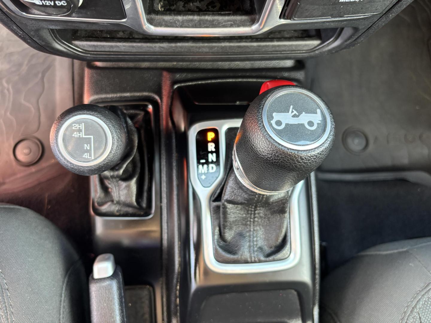2018 ORANGE /charcoal Jeep Wrangler Unlimited Sport (1C4HJXDN1JW) with an 2.0L L4 DOHC 16V TURBO engine, 6A transmission, located at 11170 Summerlin Square Dr., Fort Myers Beach, FL, 33931, (239) 999-7777, 26.493546, -81.941628 - We have financing available and we accept trades! Fill out a credit application on our website or come by today! If you have any questions, give us a call at (239) 999 - 7777 or visit our website at firstautocredit.com. 11170 Summerlin Square Dr, Fort Myers Beach, FL 33931 No Damage No Acci - Photo#35