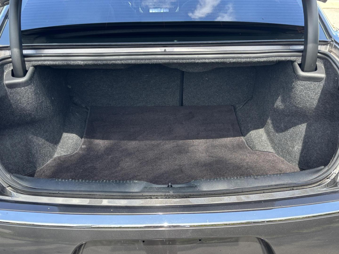 2019 GRAY /black Chrysler 300 Limited RWD (2C3CCAEG3KH) with an 3.6L V6 SOHC 24V engine, 8A transmission, located at 11170 Summerlin Square Dr., Fort Myers Beach, FL, 33931, (239) 999-7777, 26.493546, -81.941628 - We have financing available and we accept trades! Fill out a credit application on our website or come by today! If you have any questions, give us a call at (239) 999 - 7777 or visit our website at firstautocredit.com. 11170 Summerlin Square Dr, Fort Myers Beach, FL 33931 - Photo#34