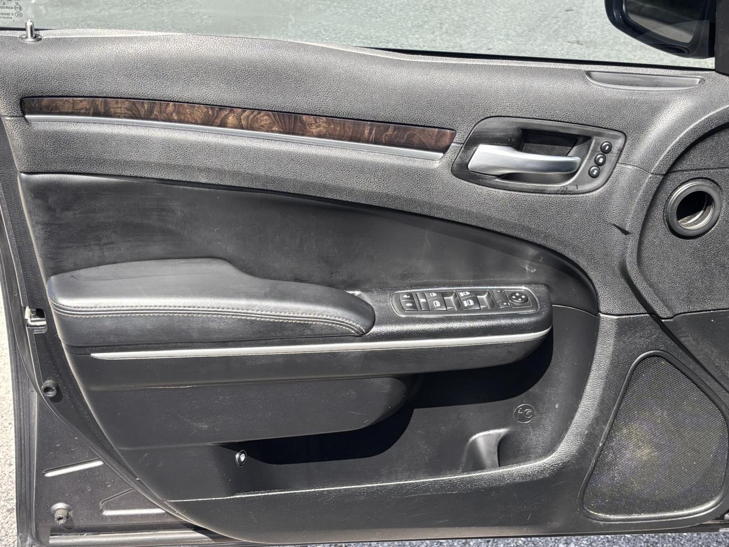 2019 GRAY /black Chrysler 300 Limited RWD (2C3CCAEG3KH) with an 3.6L V6 SOHC 24V engine, 8A transmission, located at 11170 Summerlin Square Dr., Fort Myers Beach, FL, 33931, (239) 999-7777, 26.493546, -81.941628 - We have financing available and we accept trades! Fill out a credit application on our website or come by today! If you have any questions, give us a call at (239) 999 - 7777 or visit our website at firstautocredit.com. 11170 Summerlin Square Dr, Fort Myers Beach, FL 33931 - Photo#31