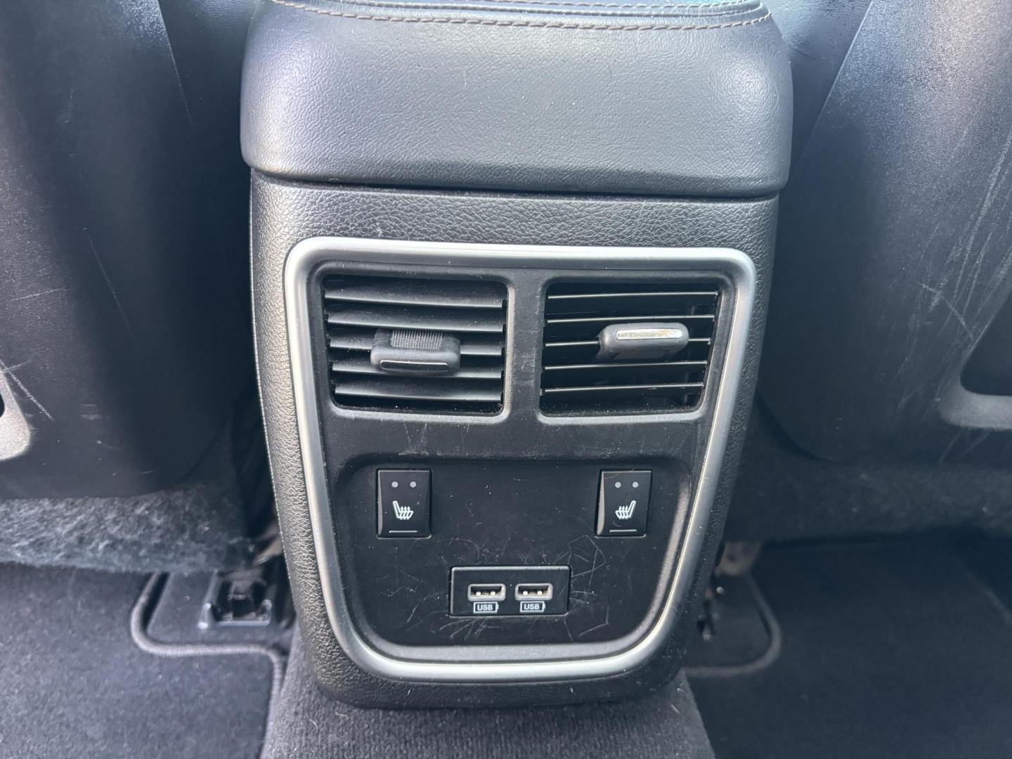 2019 GRAY /black Chrysler 300 Limited RWD (2C3CCAEG3KH) with an 3.6L V6 SOHC 24V engine, 8A transmission, located at 11170 Summerlin Square Dr., Fort Myers Beach, FL, 33931, (239) 999-7777, 26.493546, -81.941628 - We have financing available and we accept trades! Fill out a credit application on our website or come by today! If you have any questions, give us a call at (239) 999 - 7777 or visit our website at firstautocredit.com. 11170 Summerlin Square Dr, Fort Myers Beach, FL 33931 - Photo#20