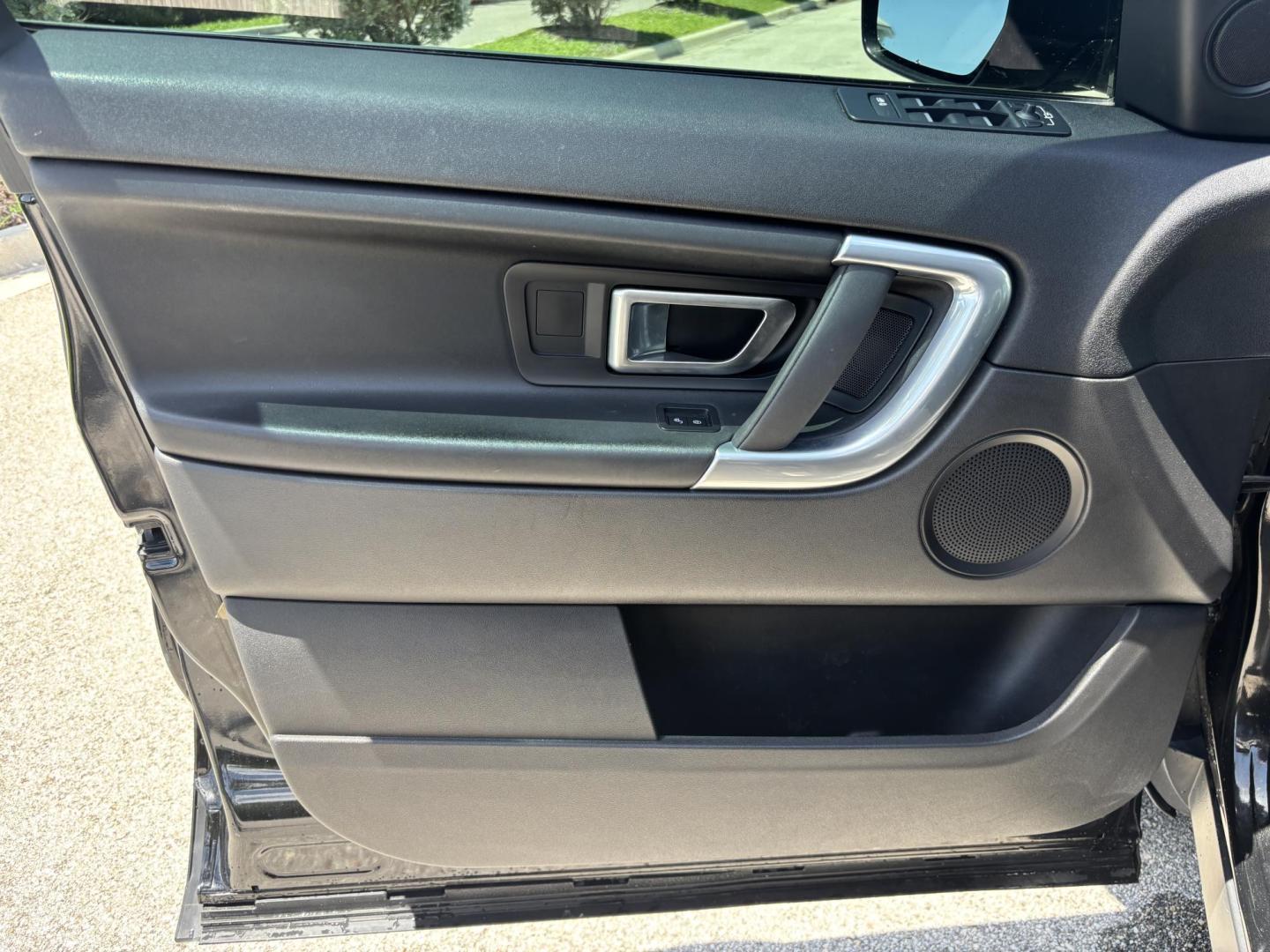 2016 BLACK /BLACK Land Rover Discovery Sport SE (SALCP2BG1GH) with an 2.0L L4 DOHC 16V engine, 9A transmission, located at 11170 Summerlin Square Dr., Fort Myers Beach, FL, 33931, (239) 999-7777, 26.493546, -81.941628 - We have financing available and we accept trades! Fill out a credit application on our website or come by today! If you have any questions, give us a call at (239) 999 - 7777 or visit our website at firstautocredit.com. 11170 Summerlin Square Dr, Fort Myers Beach, FL 33931 - Photo#33
