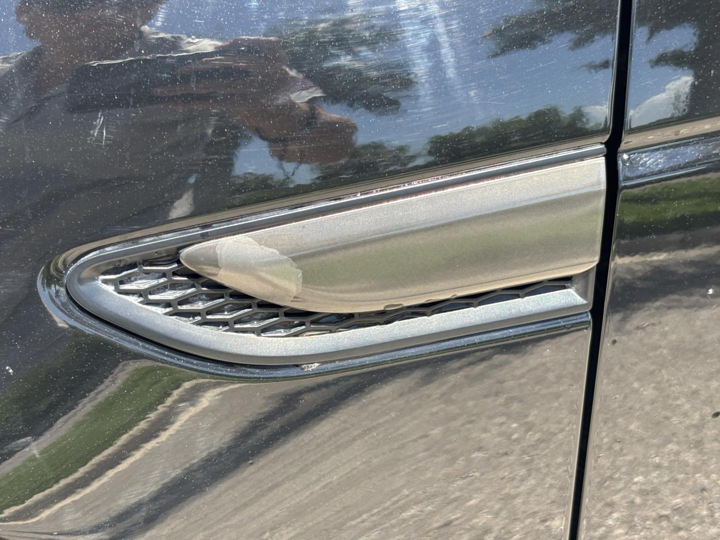 2016 BLACK /BLACK Land Rover Discovery Sport SE (SALCP2BG1GH) with an 2.0L L4 DOHC 16V engine, 9A transmission, located at 11170 Summerlin Square Dr., Fort Myers Beach, FL, 33931, (239) 999-7777, 26.493546, -81.941628 - We have financing available and we accept trades! Fill out a credit application on our website or come by today! If you have any questions, give us a call at (239) 999 - 7777 or visit our website at firstautocredit.com. 11170 Summerlin Square Dr, Fort Myers Beach, FL 33931 - Photo#37