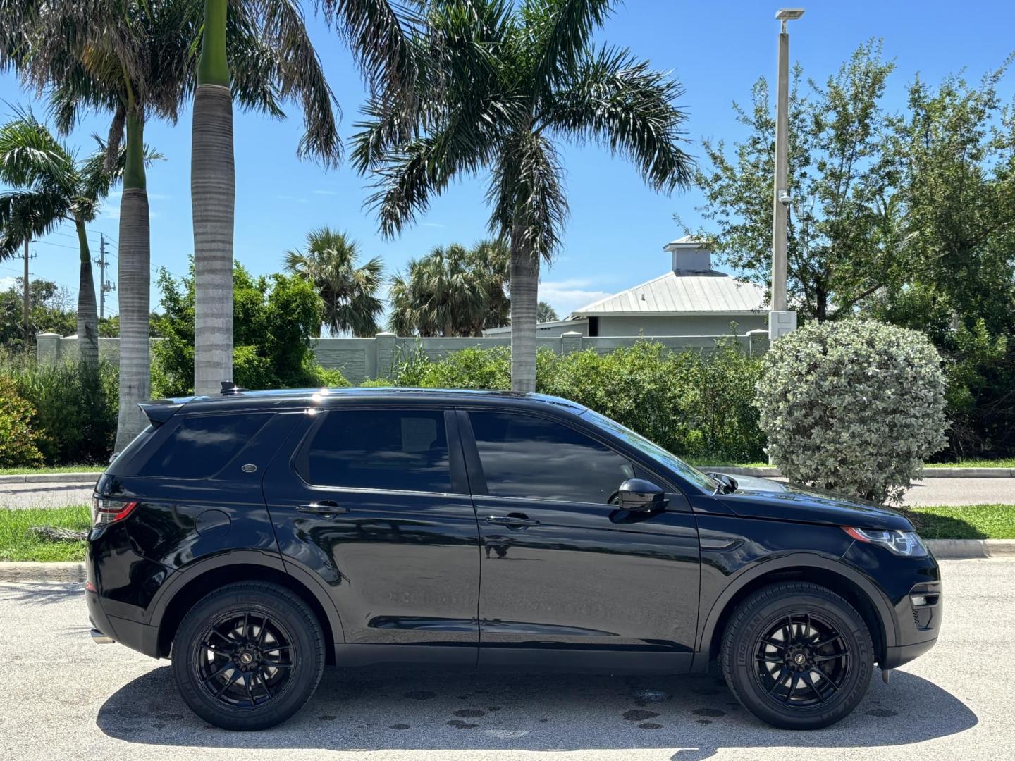 2016 BLACK /BLACK Land Rover Discovery Sport SE (SALCP2BG1GH) with an 2.0L L4 DOHC 16V engine, 9A transmission, located at 11170 Summerlin Square Dr., Fort Myers Beach, FL, 33931, (239) 999-7777, 26.493546, -81.941628 - We have financing available and we accept trades! Fill out a credit application on our website or come by today! If you have any questions, give us a call at (239) 999 - 7777 or visit our website at firstautocredit.com. 11170 Summerlin Square Dr, Fort Myers Beach, FL 33931 - Photo#3