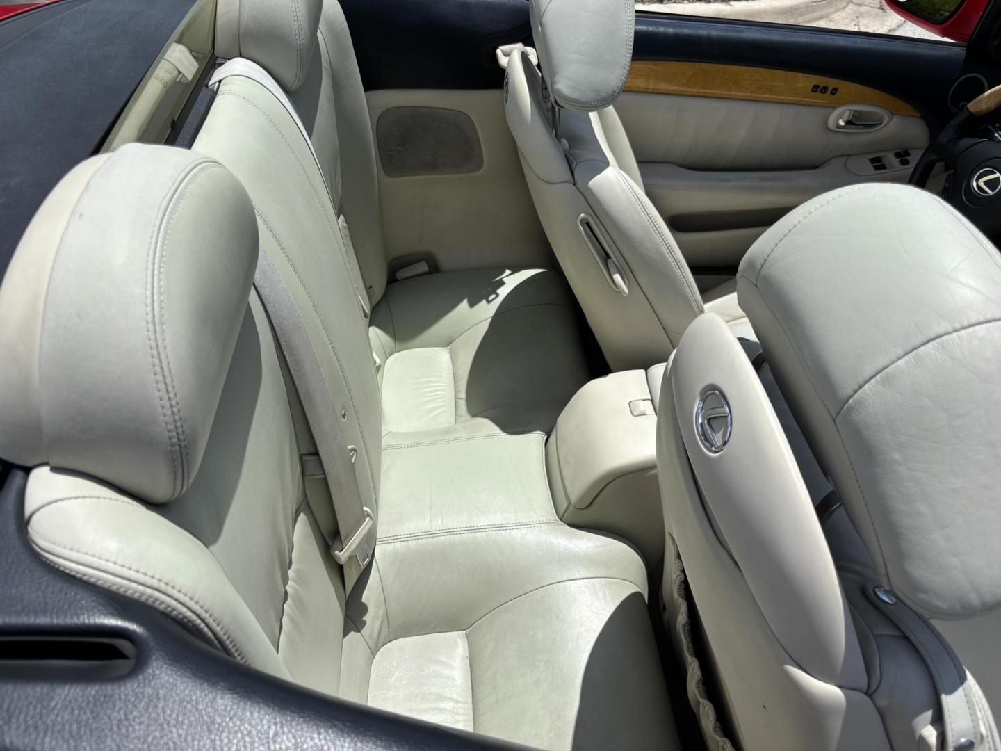 2002 RED /BEIGE Lexus SC 430 Convertible Hardtop Convertible (JTHFN48Y120) with an 4.3L V8 DOHC 32V engine, 5-Speed Automatic Overdrive transmission, located at 11170 Summerlin Square Dr., Fort Myers Beach, FL, 33931, (239) 999-7777, 26.493546, -81.941628 - 4 New Tires We have financing available and we accept trades! Fill out a credit application on our website or come by today! If you have any questions, give us a call at (239) 999 - 7777 or visit our website at firstautocredit.com. 11170 Summerlin Square Dr, Fort Myers Beach, FL 33931 Ca - Photo#21