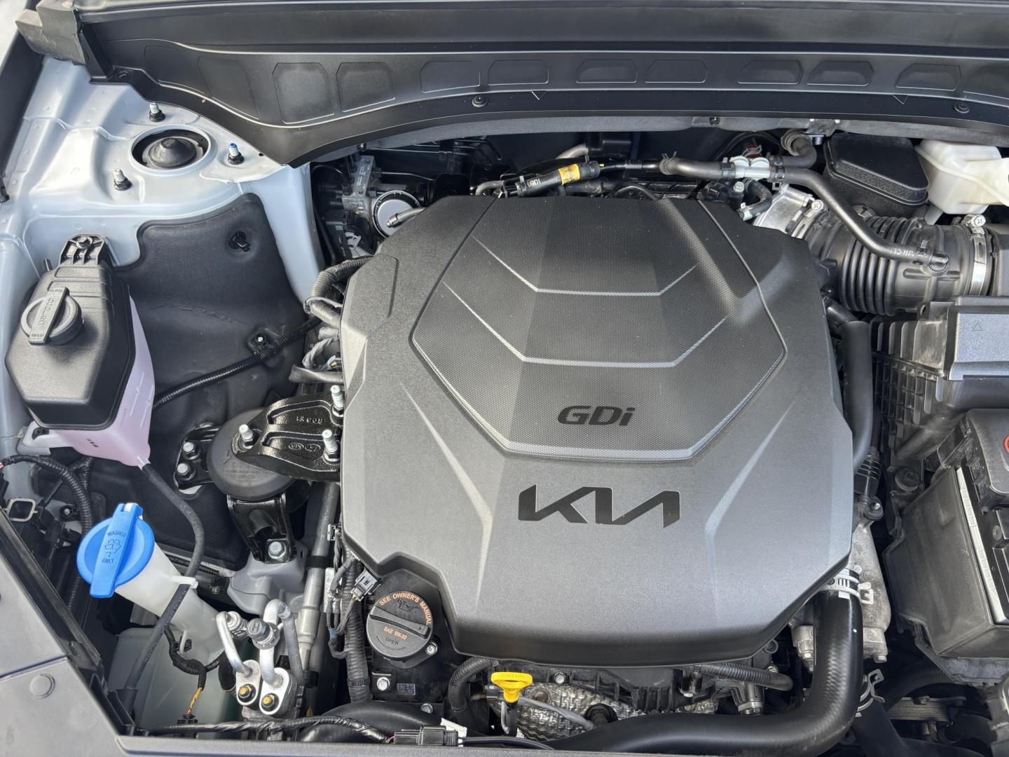 2022 GRAY /BLACK Kia Telluride EX AWD (5XYP3DHC5NG) with an 3.8L V6 DOHC 24V engine, 8A transmission, located at 11170 Summerlin Square Dr., Fort Myers Beach, FL, 33931, (239) 999-7777, 26.493546, -81.941628 - Carfax 1 Owner We have financing available and we accept trades! Fill out a credit application on our website or come by today! If you have any questions, give us a call at (239) 999 - 7777 or visit our website at firstautocredit.com. 11170 Summerlin Square Dr, Fort Myers Beach, FL 33931 - Photo#44