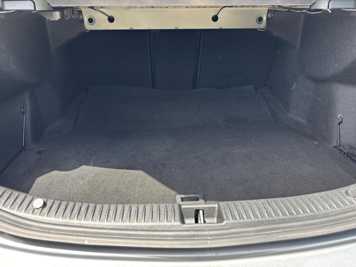 2016 SILVER Mercedes-Benz C-Class C300 Sedan (55SWF4JBXGU) with an 2.0L L4 DOHC 16V engine, 7A transmission, located at 11170 Summerlin Square Dr., Fort Myers Beach, FL, 33931, (239) 999-7777, 26.493546, -81.941628 - Photo#20